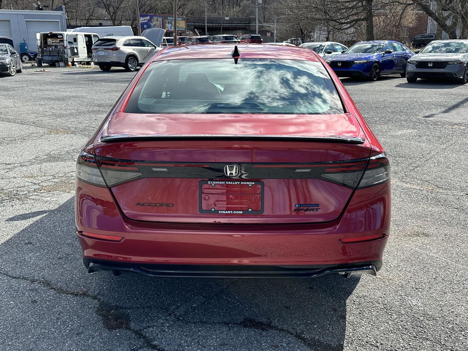 View vehicle photo 6