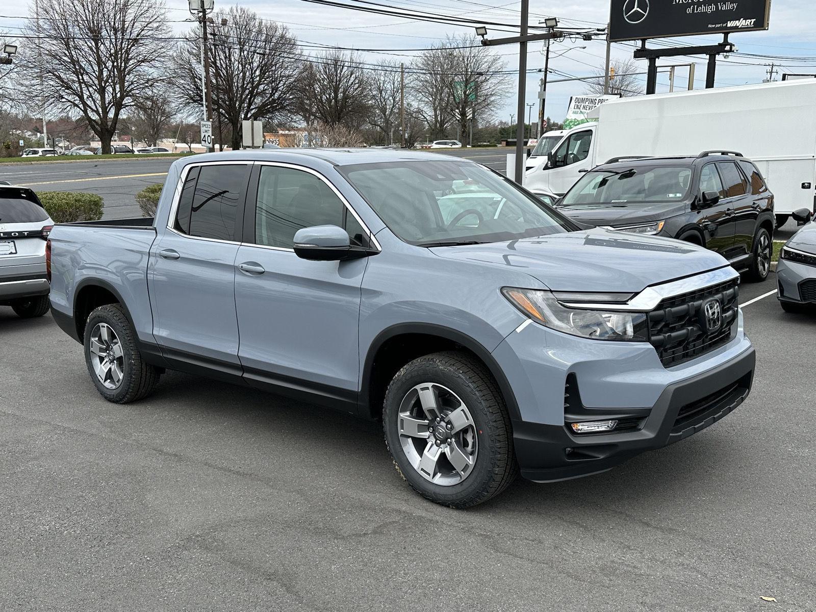 Sonic Gray Pearl 2026 Honda Ridgeline RTL AWD Pickup Truck All-Wheel Drive Automatic