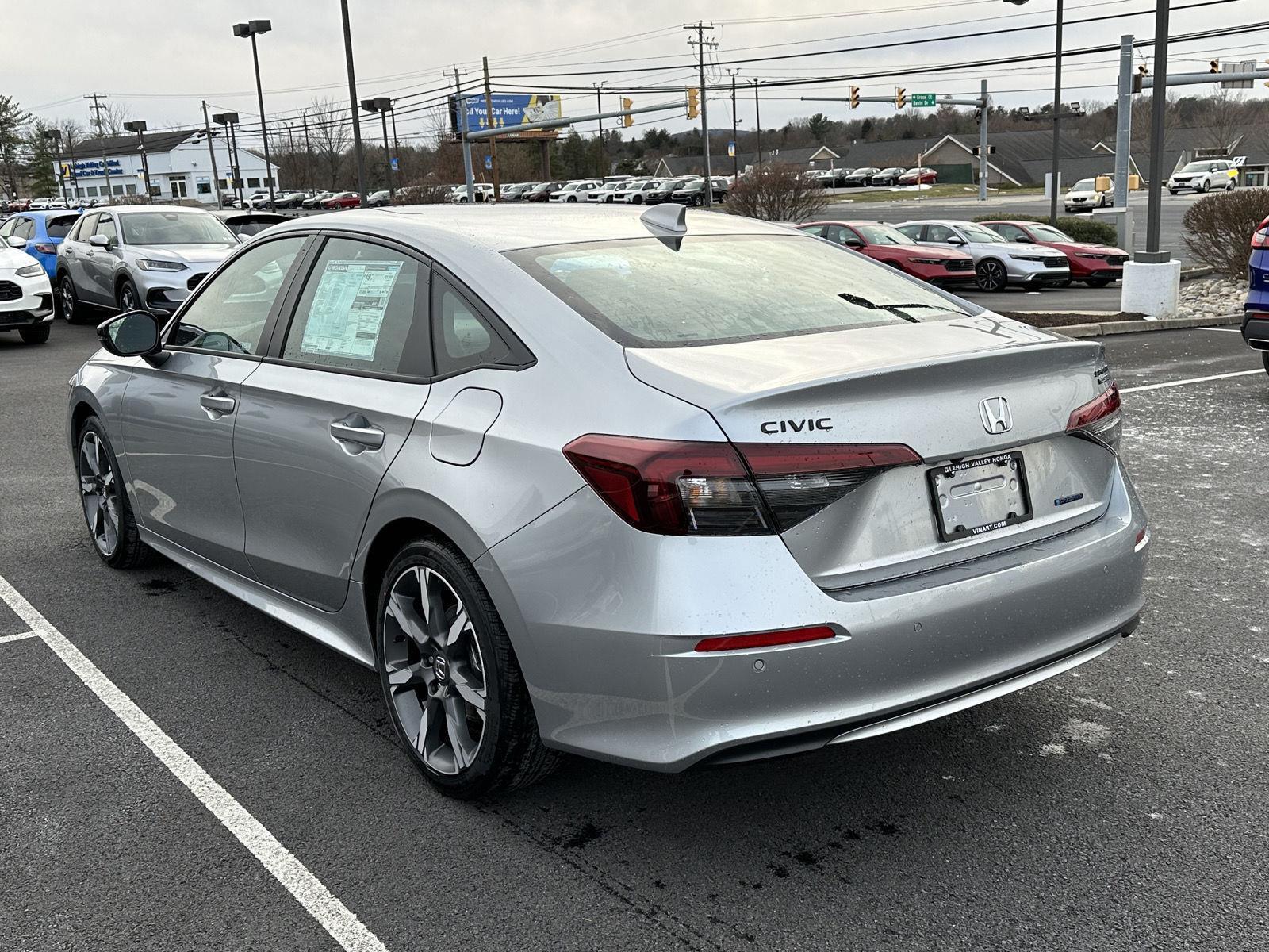 View vehicle photo 5