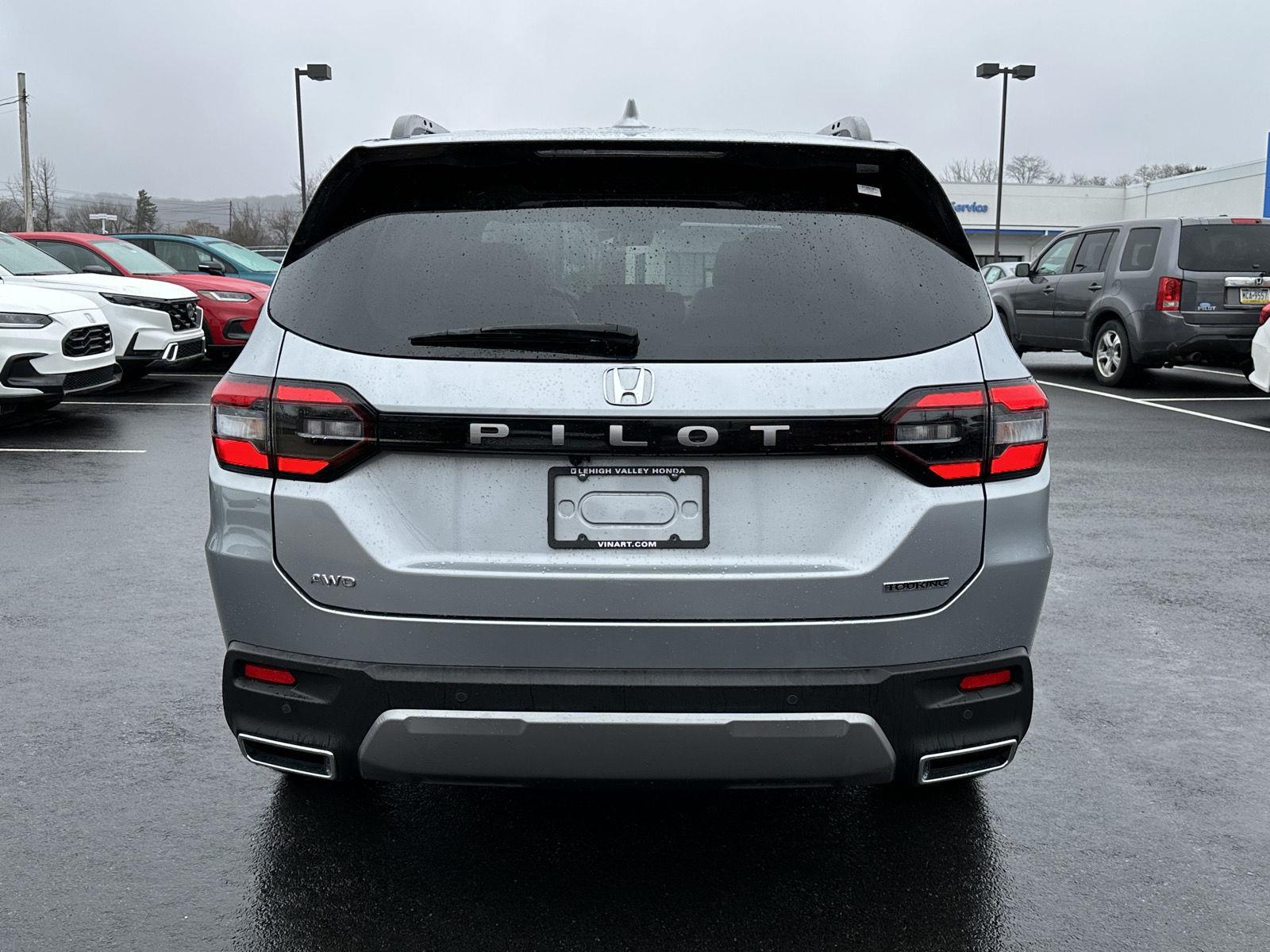 View vehicle photo 6