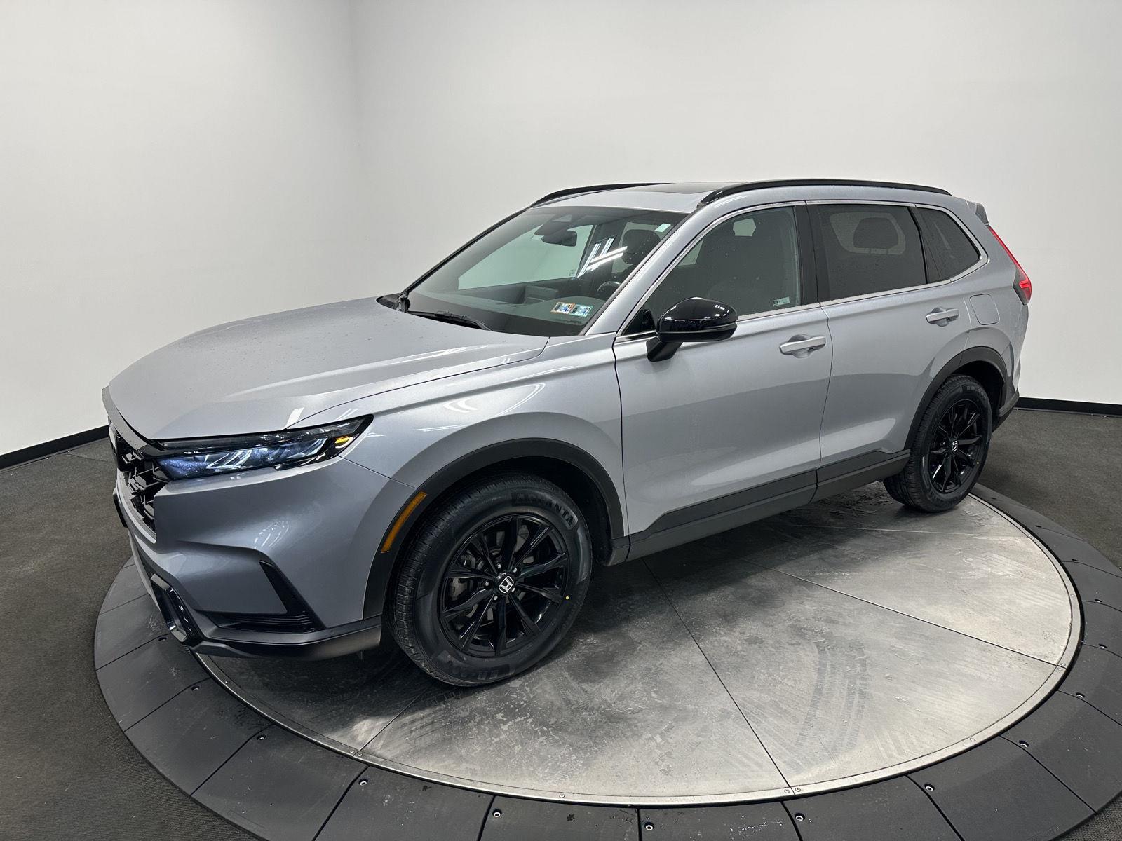 View vehicle photo 4