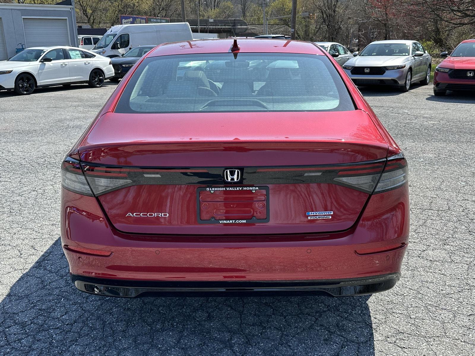 View vehicle photo 6