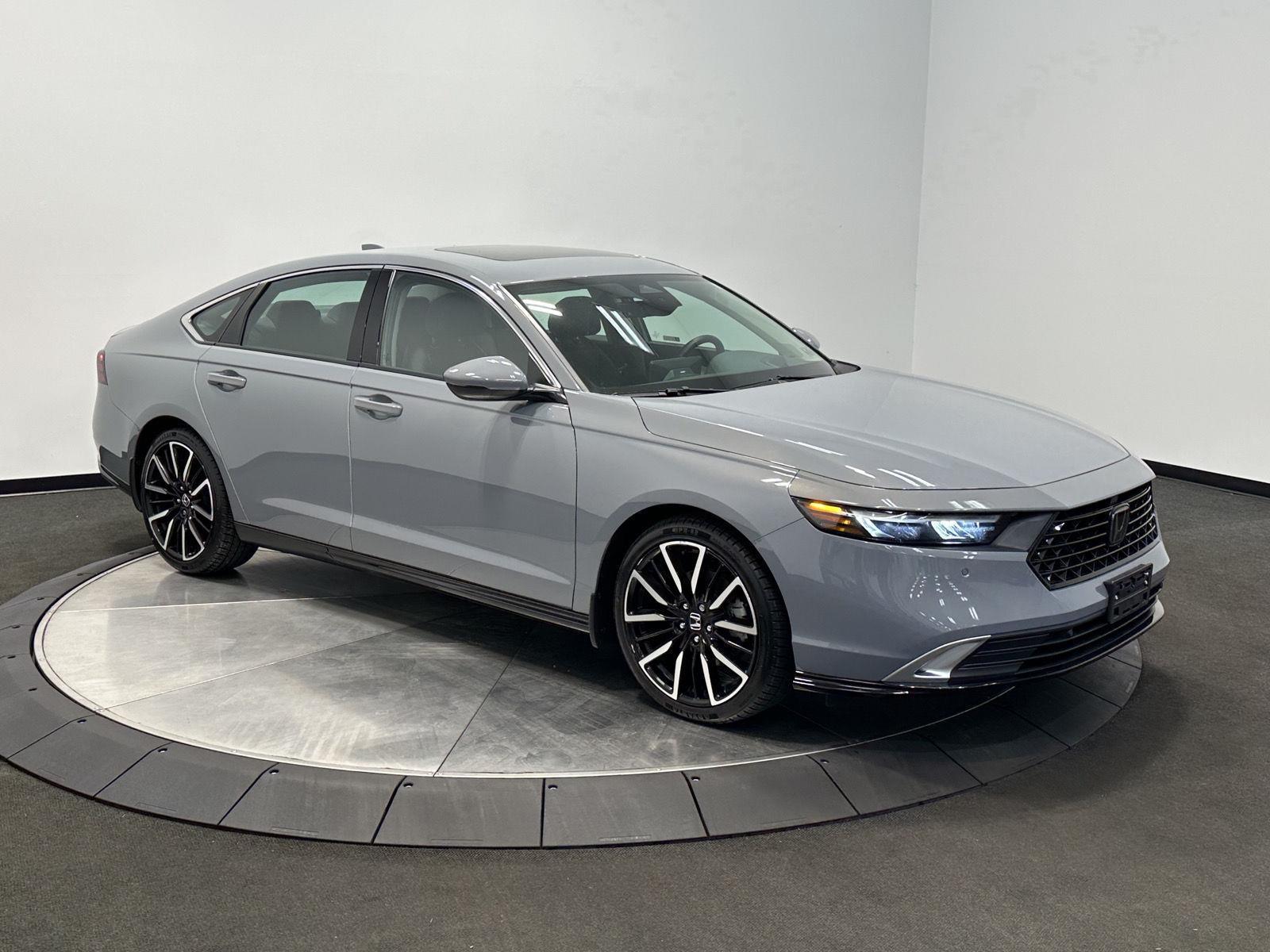 2023 Honda Accord Hybrid Touring FWD