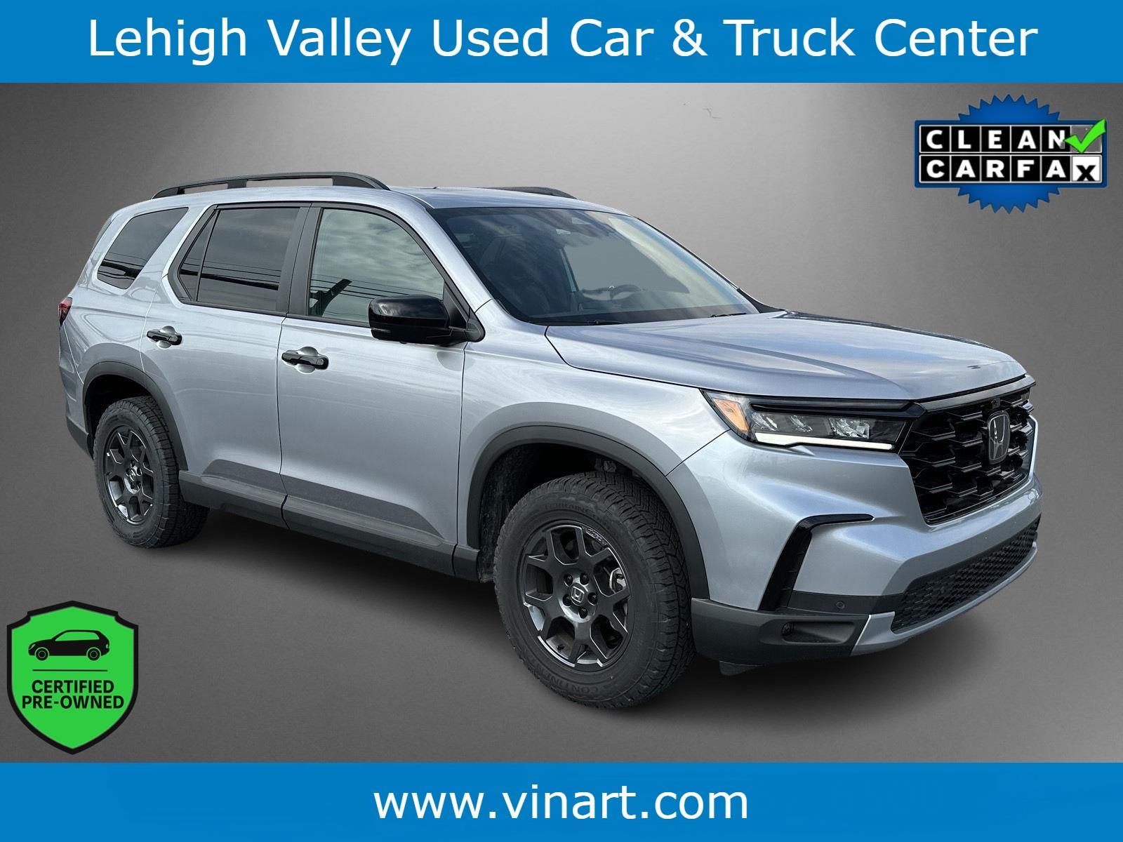 Lunar Silver Metallic 2025 Honda Pilot TrailSport AWD SUV / Crossover All-Wheel Drive Automatic