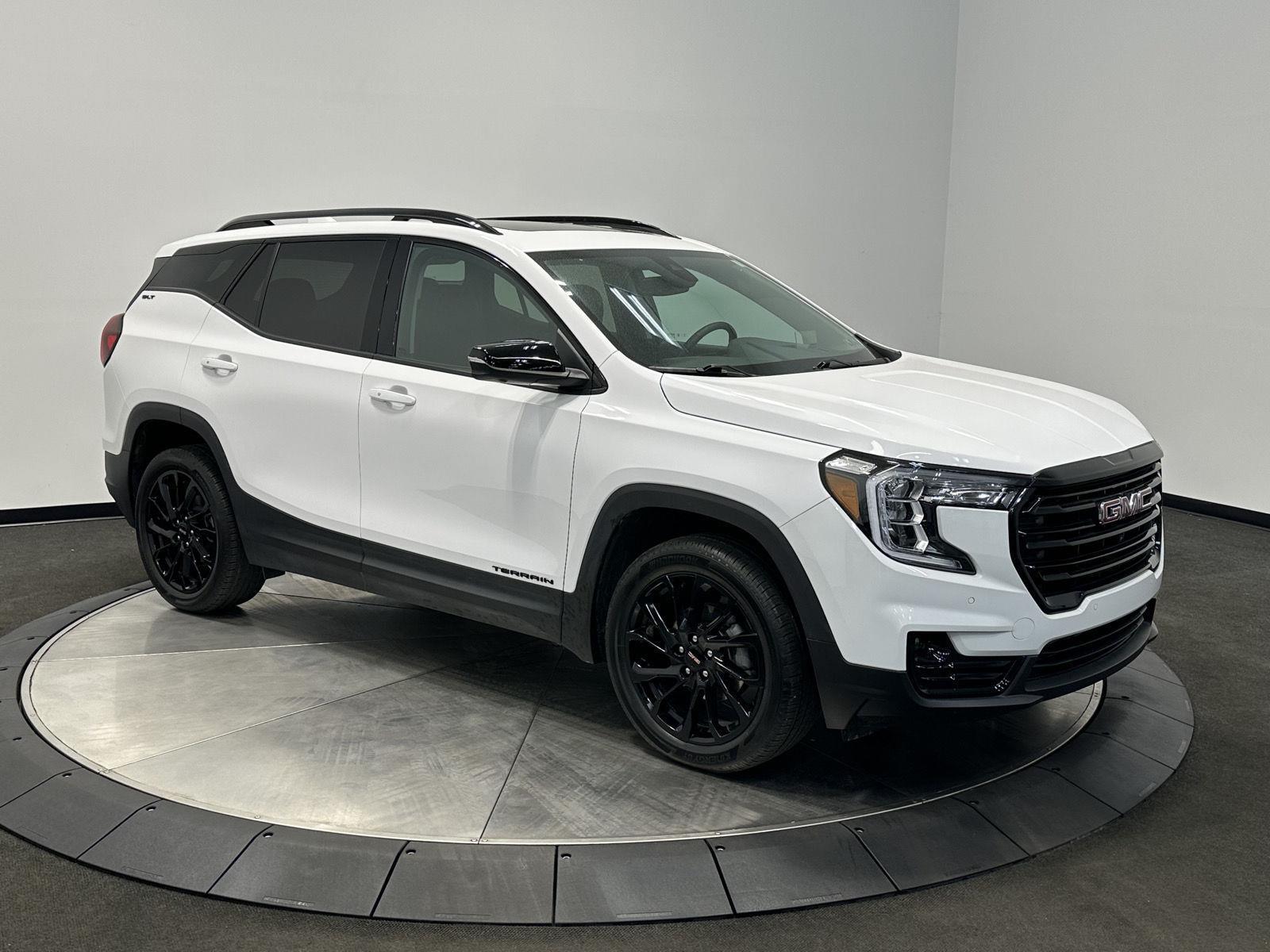 Summit White 2024 GMC Terrain SLT AWD SUV / Crossover All-Wheel Drive 9-Speed Automatic Overdrive