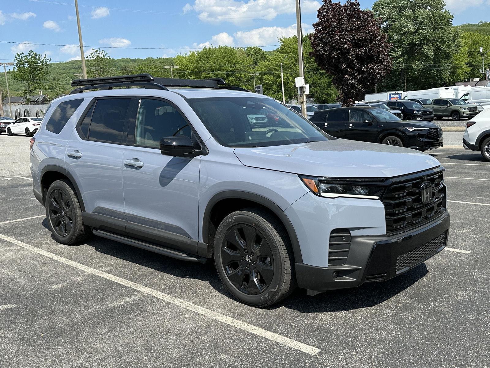 View vehicle photo 2