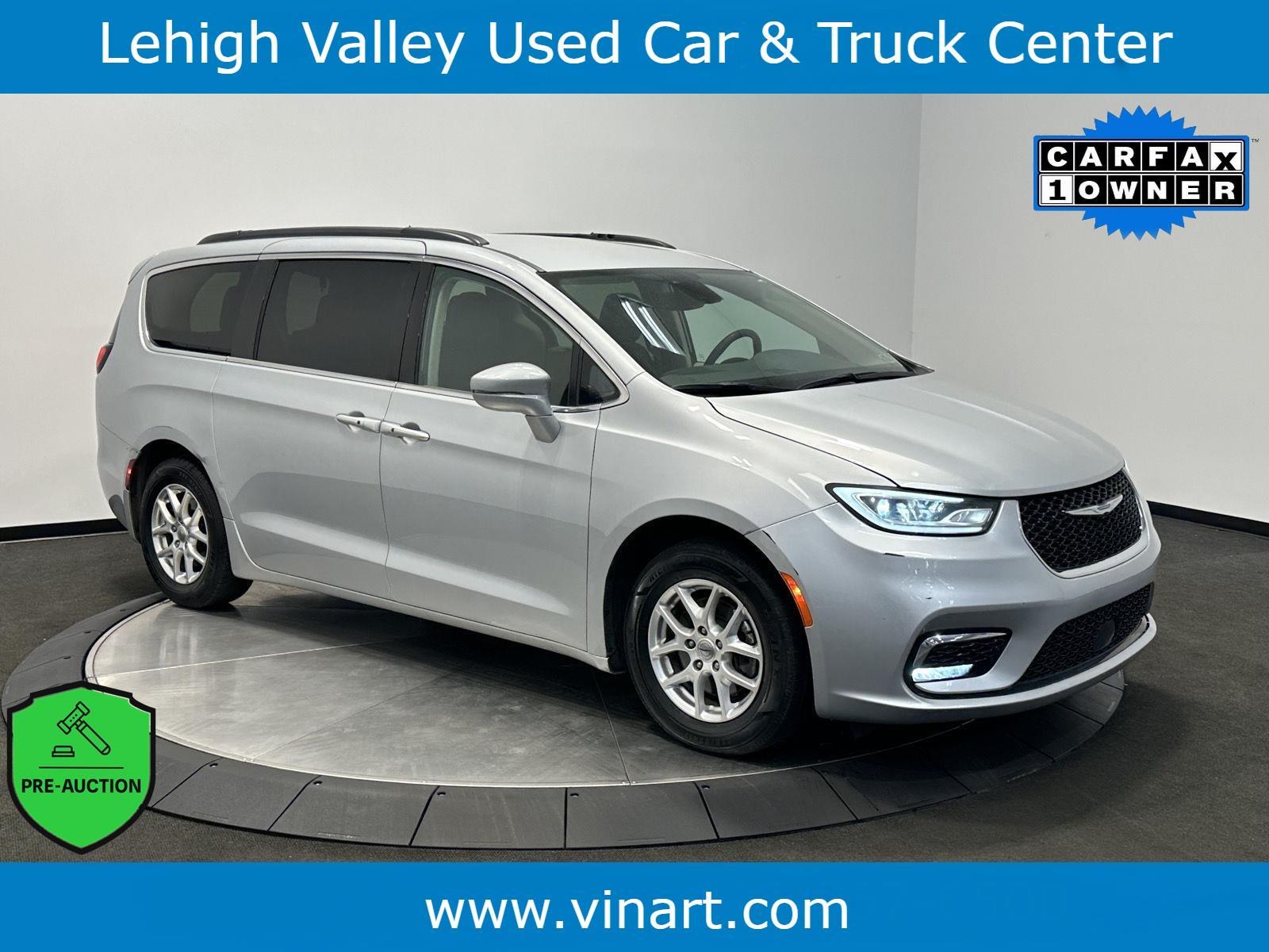 Silver Mist Clearcoat 2022 Chrysler Pacifica Touring L FWD Minivan Front-Wheel Drive 9-Speed Automatic