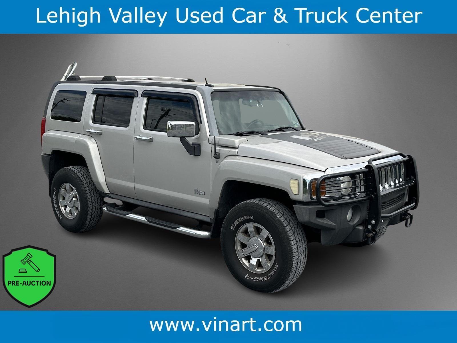 Boulder Gray Metallic 2007 Hummer H3 SUV / Crossover Four-Wheel Drive 5-Speed Manual Overdrive