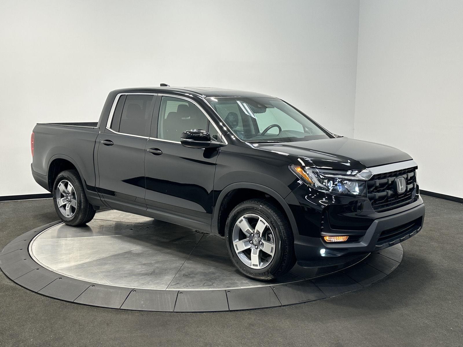 Crystal Black Pearl 2024 Honda Ridgeline Pickup Truck All-Wheel Drive Automatic