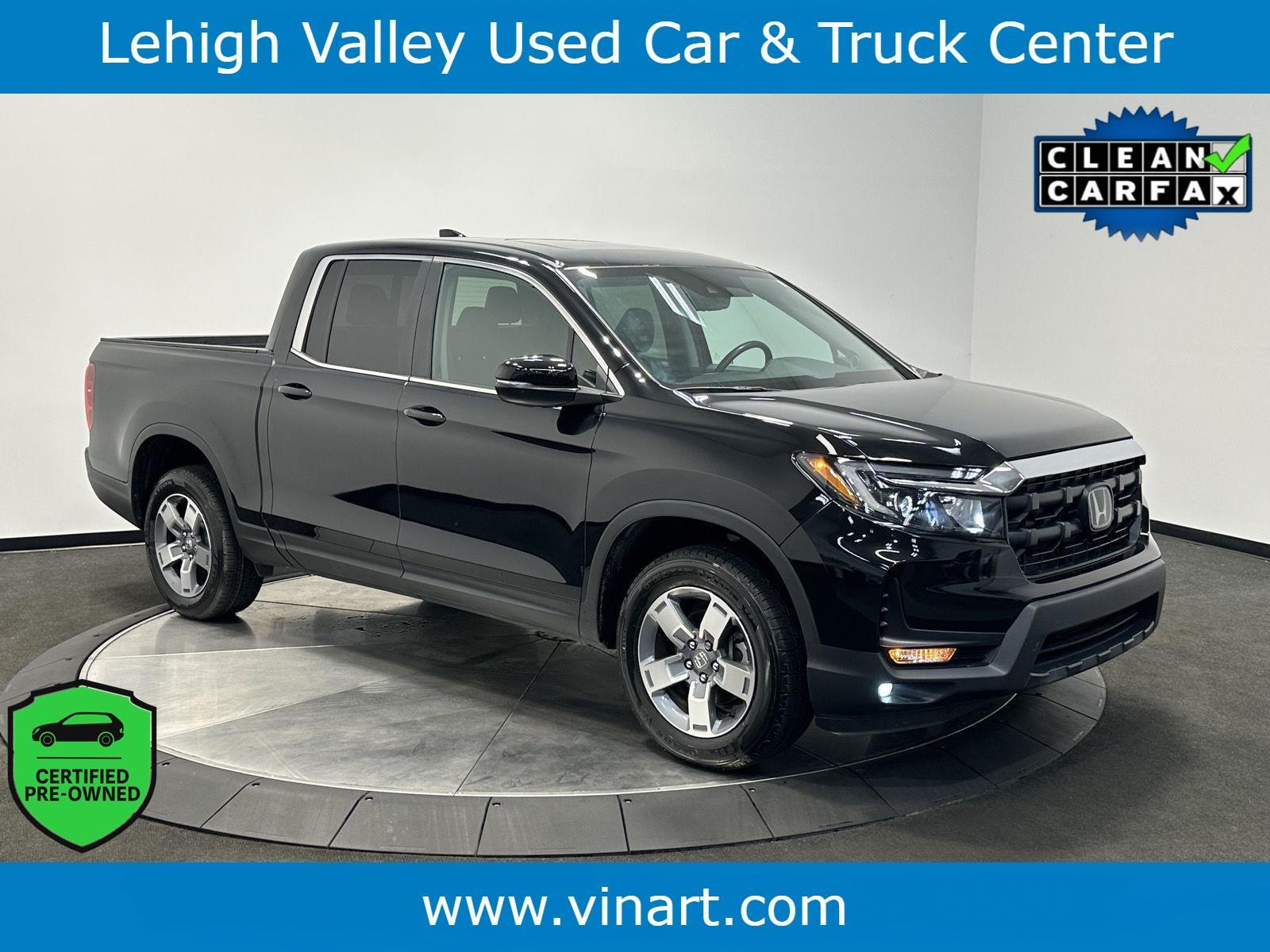 Crystal Black Pearl 2024 Honda Ridgeline Pickup Truck All-Wheel Drive Automatic