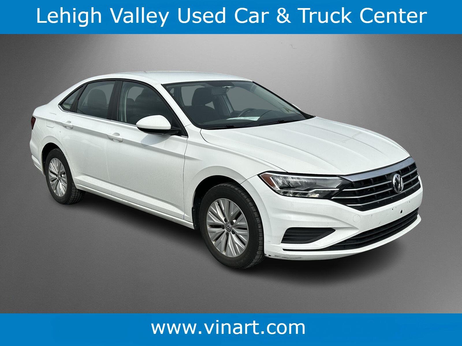 Pure White 2019 Volkswagen Jetta Sedan Front-Wheel Drive Automatic