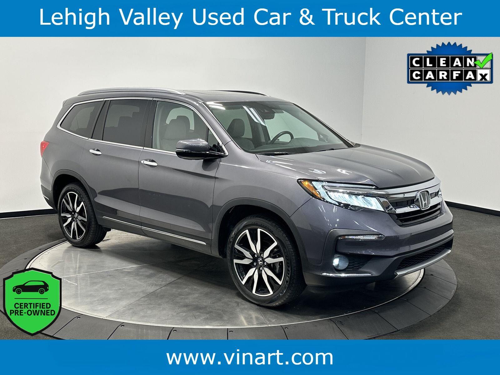 Gray (Modern Steel Metallic) 2022 Honda Pilot SUV / Crossover All-Wheel Drive Automatic