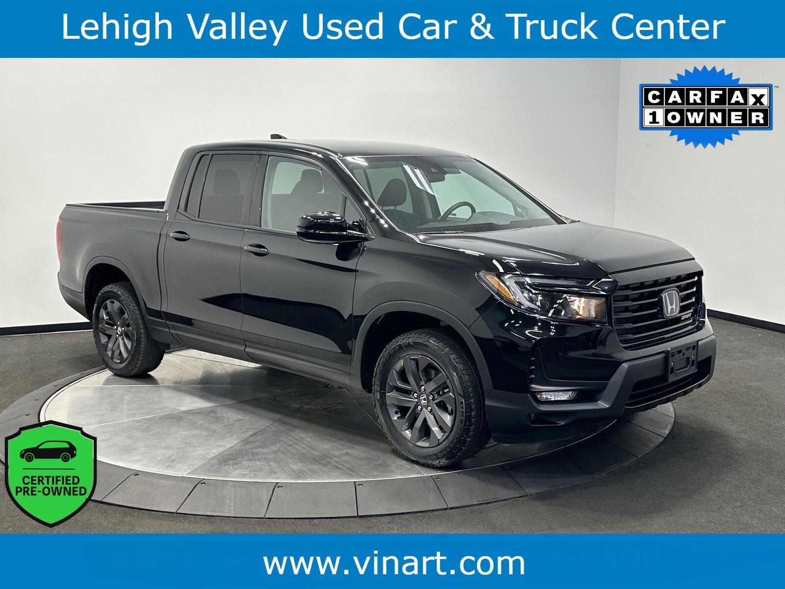 Crystal Black Pearl 2023 Honda Ridgeline Pickup Truck All-Wheel Drive Automatic