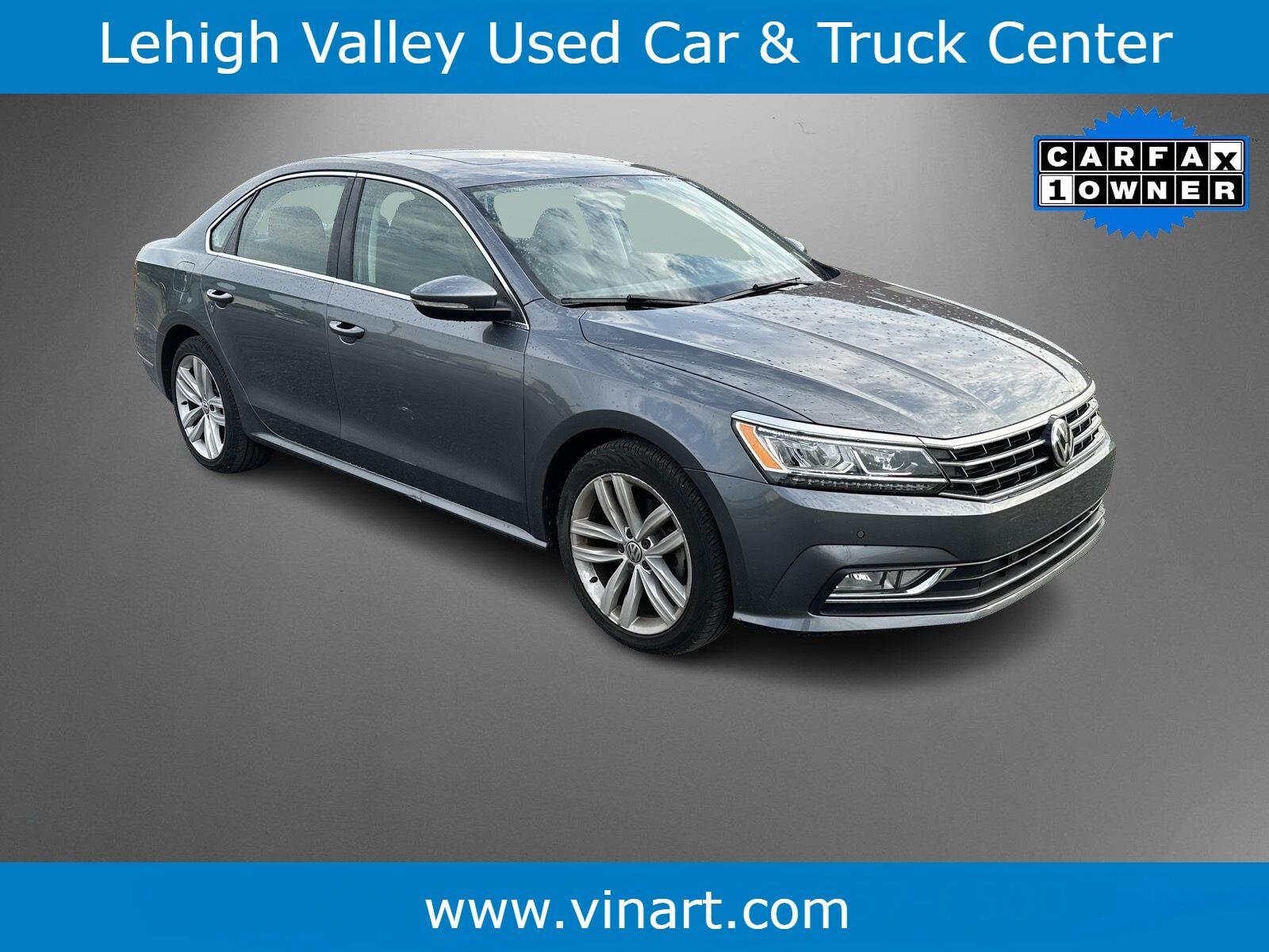 Platinum Gray Metallic 2018 Volkswagen Passat Sedan Front-Wheel Drive Automatic