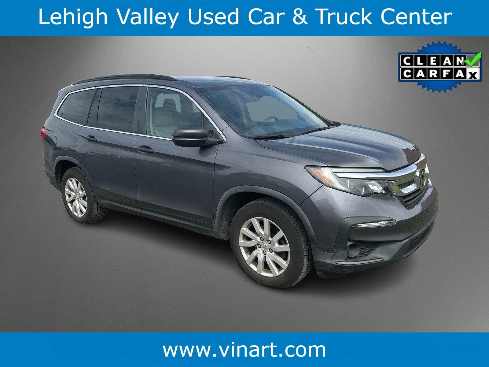 Gray (Modern Steel Metallic) 2019 Honda Pilot SUV / Crossover All-Wheel Drive Automatic