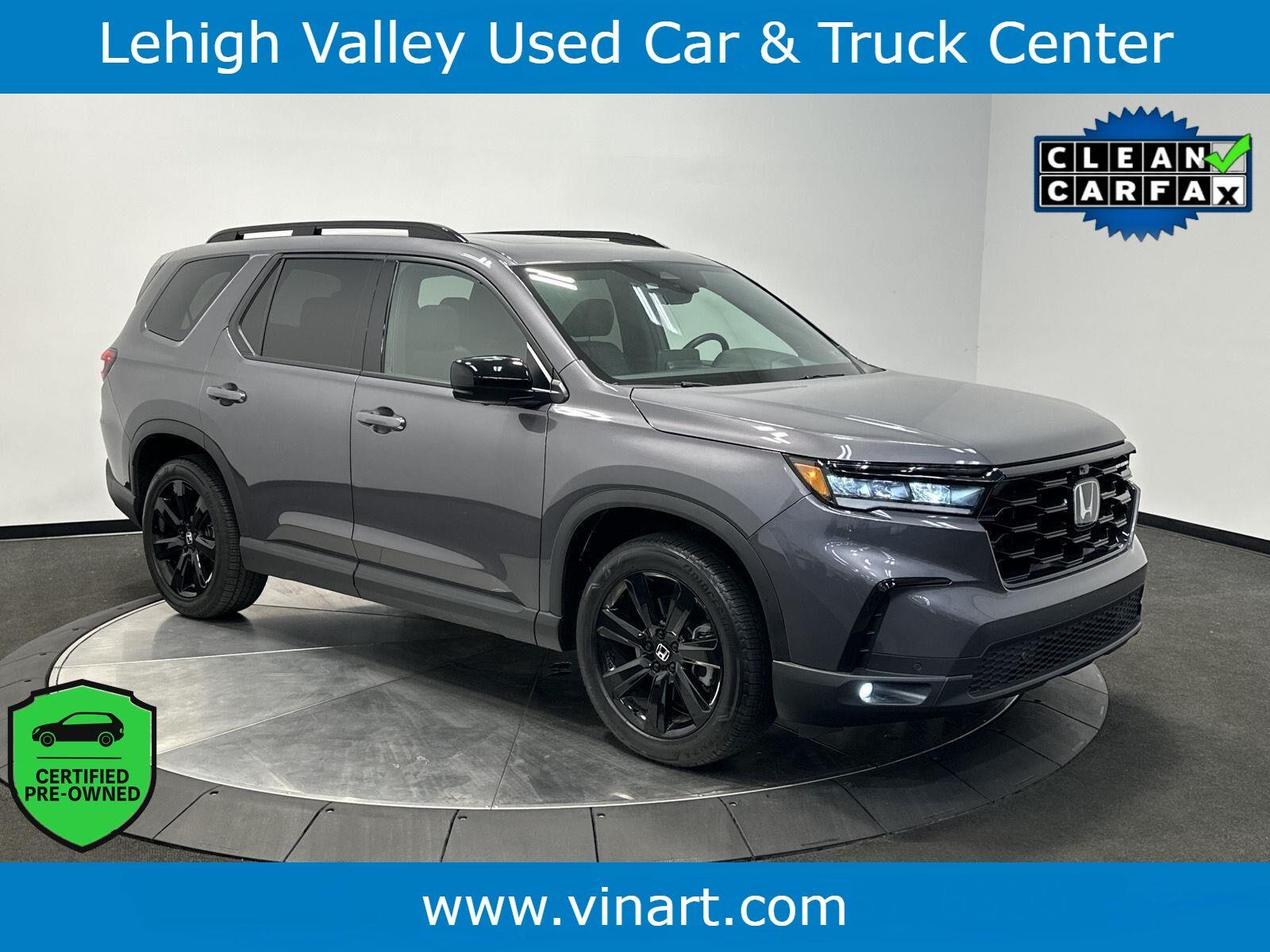 Gray (Modern Steel Metallic) 2025 Honda Pilot SUV / Crossover All-Wheel Drive Automatic