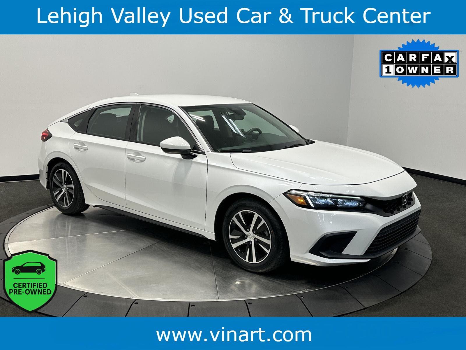 2024 Honda Civic Hatchback LX FWD