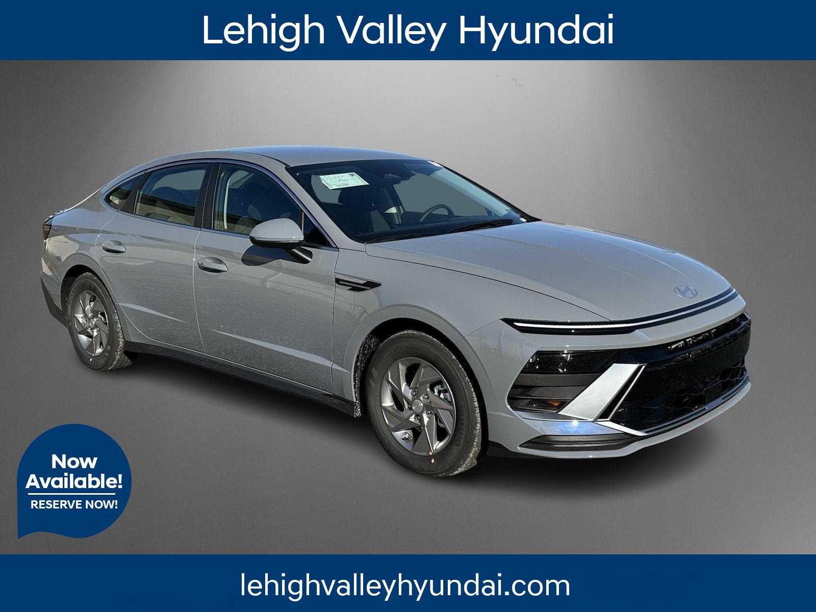Transmission Blue 2026 Hyundai Sonata SE FWD Sedan Front-Wheel Drive Automatic