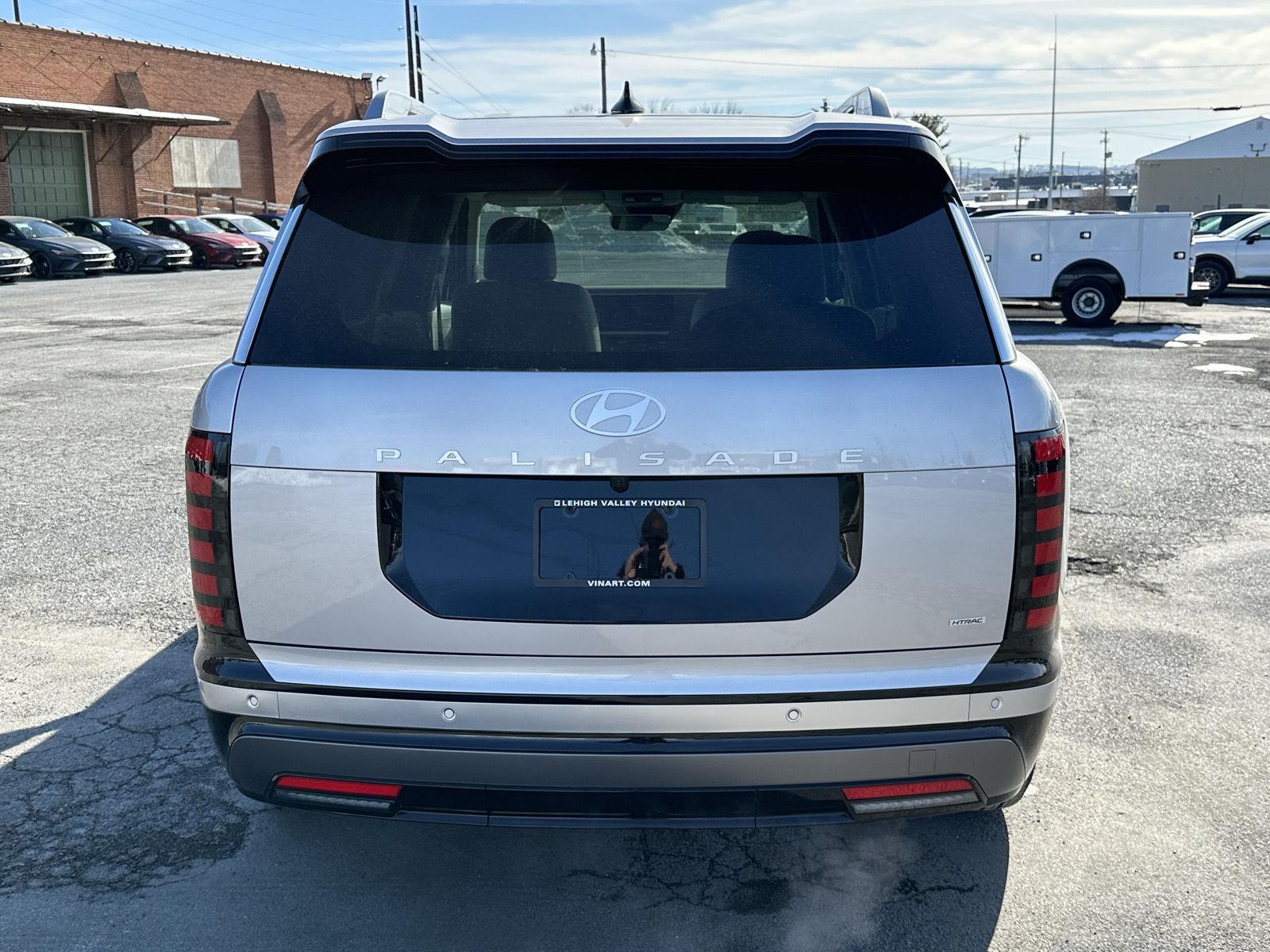 View vehicle photo 6