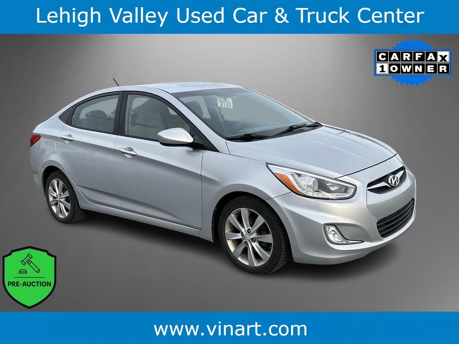 2014 Hyundai Accent GLS Sedan FWD