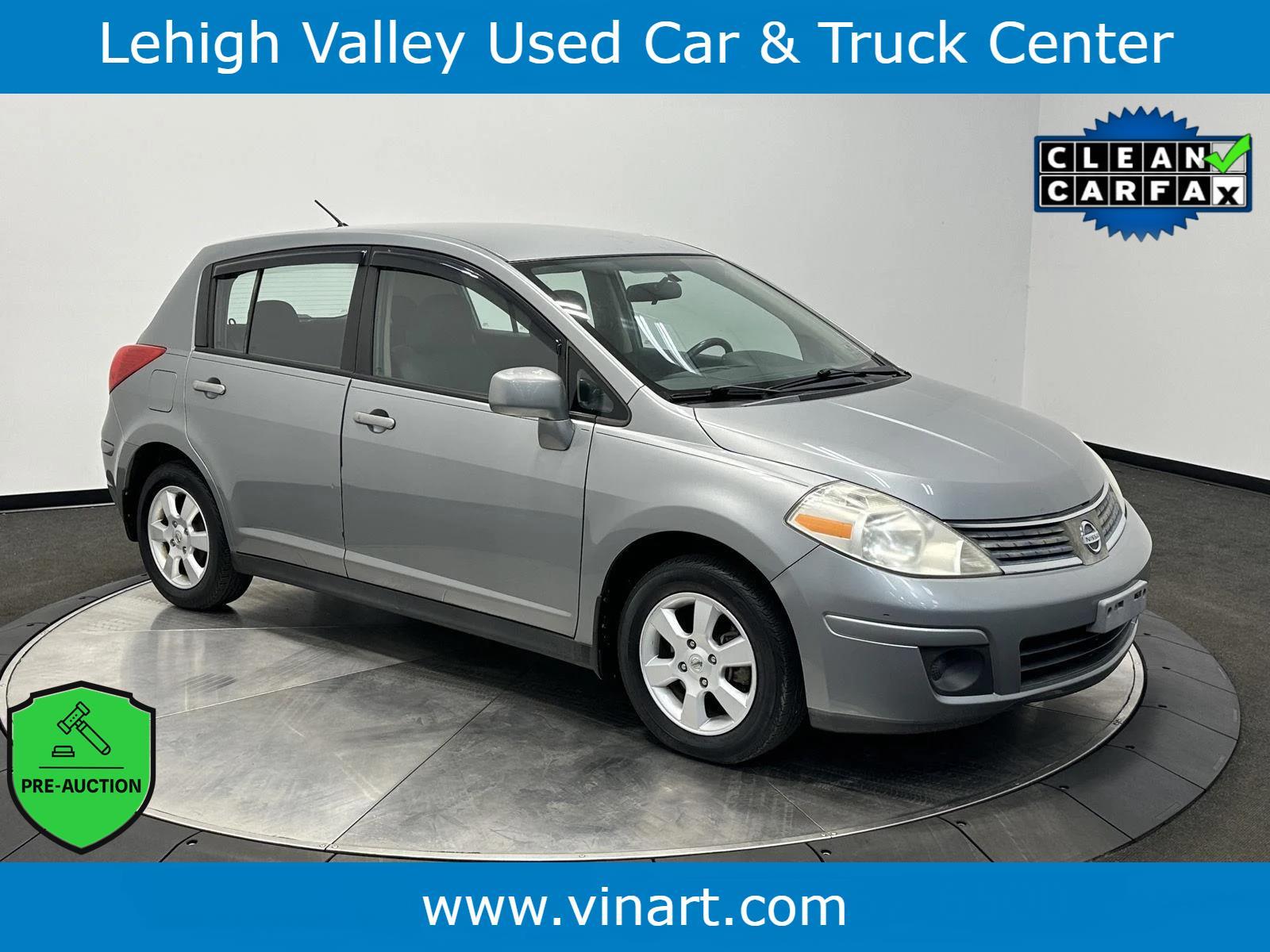 2009 Nissan Versa SL Hatchback