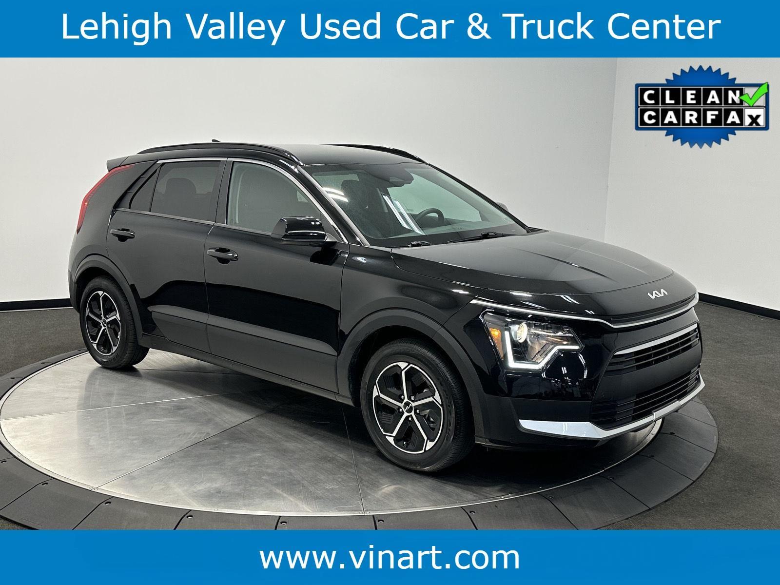 Aurora Black 2024 Kia Niro SUV / Crossover Front-Wheel Drive Automatic