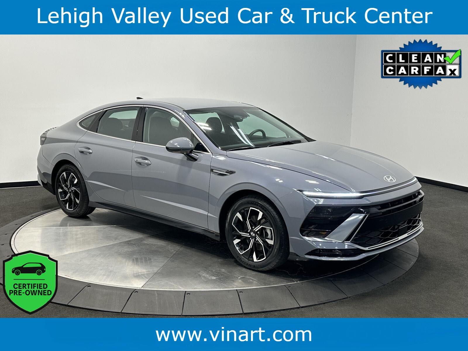 Transmission Blue 2024 Hyundai Sonata Sedan Front-Wheel Drive Automatic