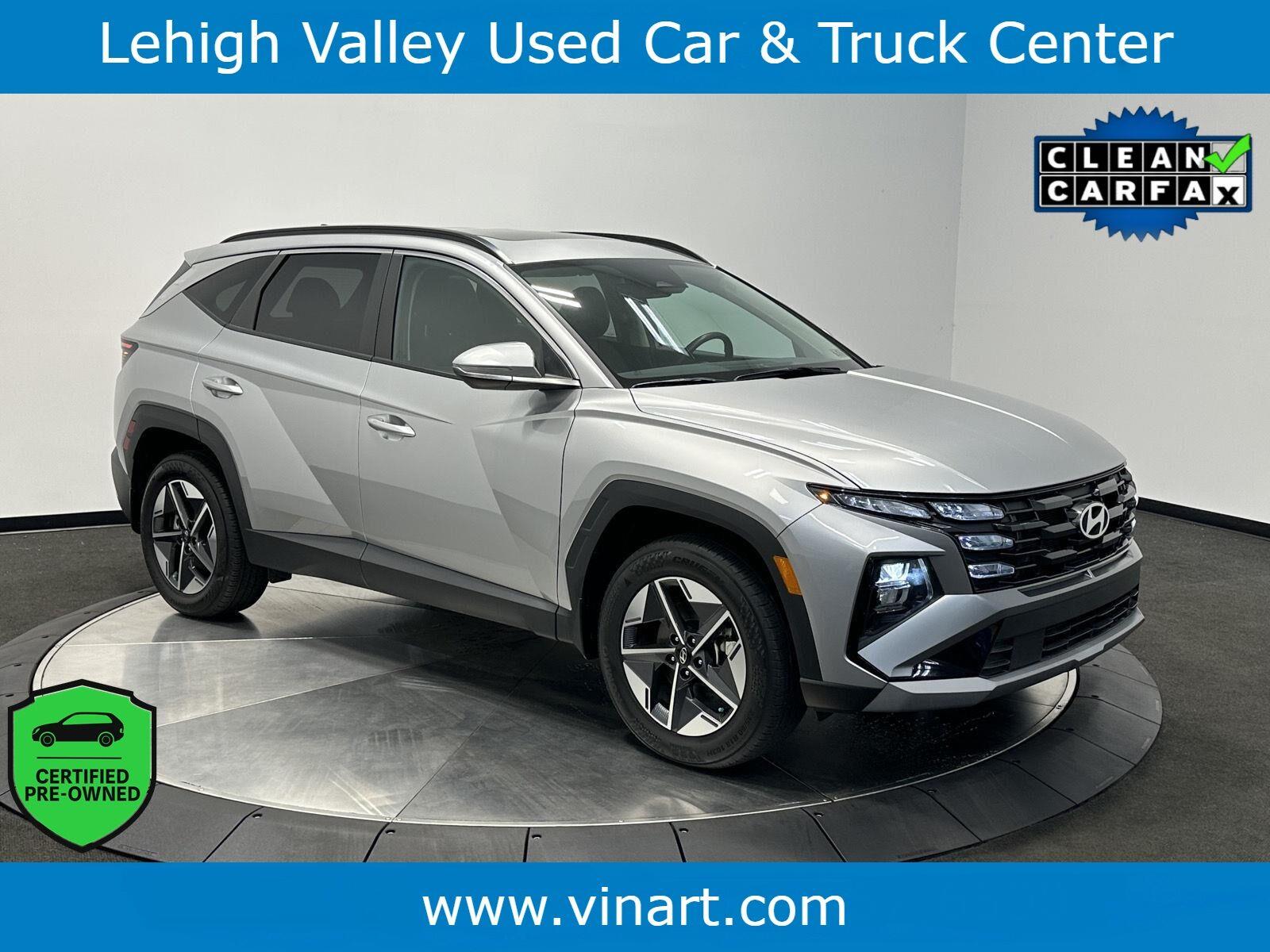 Shimmering Silver 2025 Hyundai Tucson SUV / Crossover All-Wheel Drive Automatic