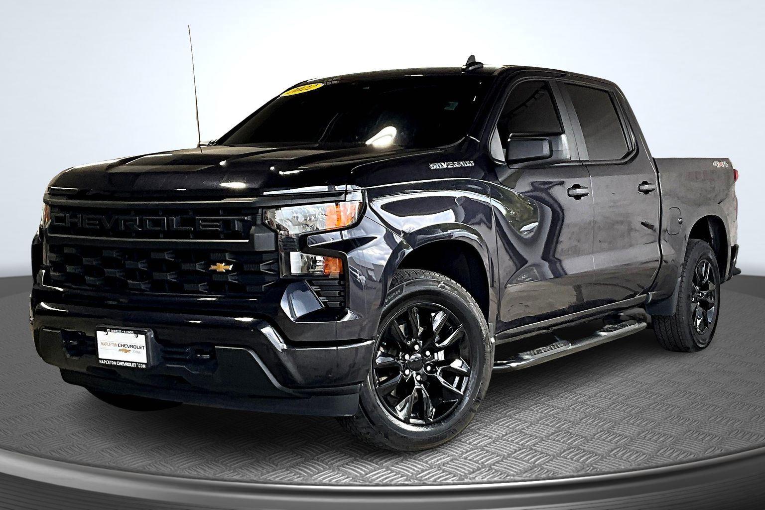 2022 Chevrolet Silverado 1500 Custom Crew Cab 4WD