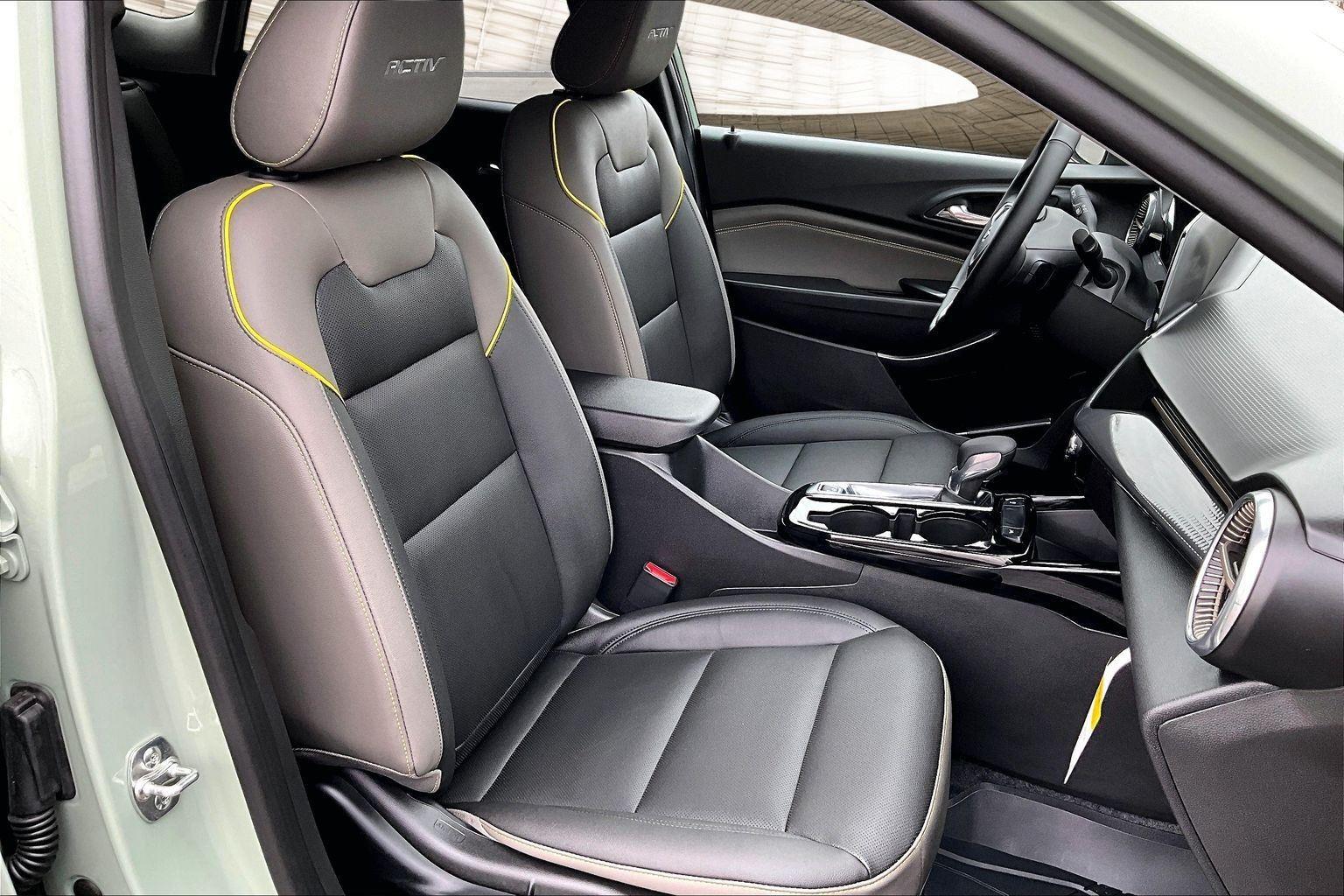 2026 Chevrolet Trax Activ - Photo 12