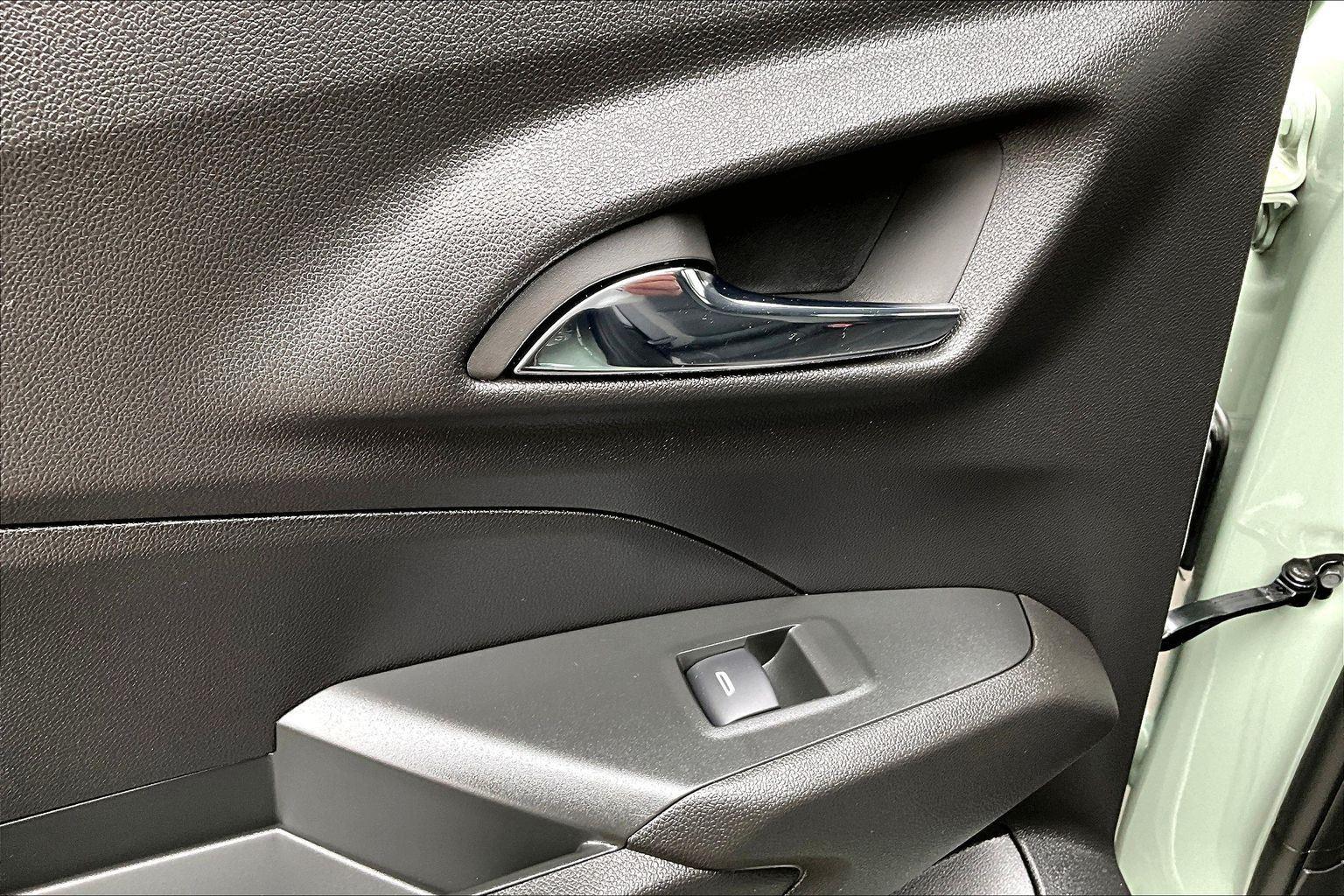 2026 Chevrolet Trax Activ - Photo 18