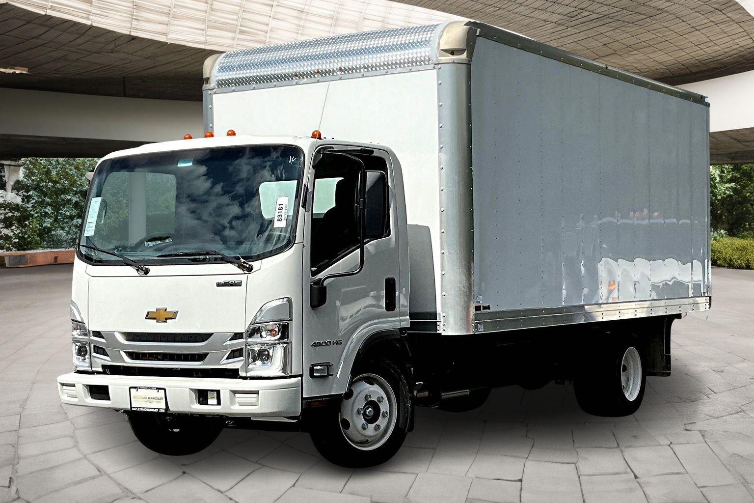 2025 Chevrolet Low Cab Forward 4500 Gas 176" WB Regular Cab's photo