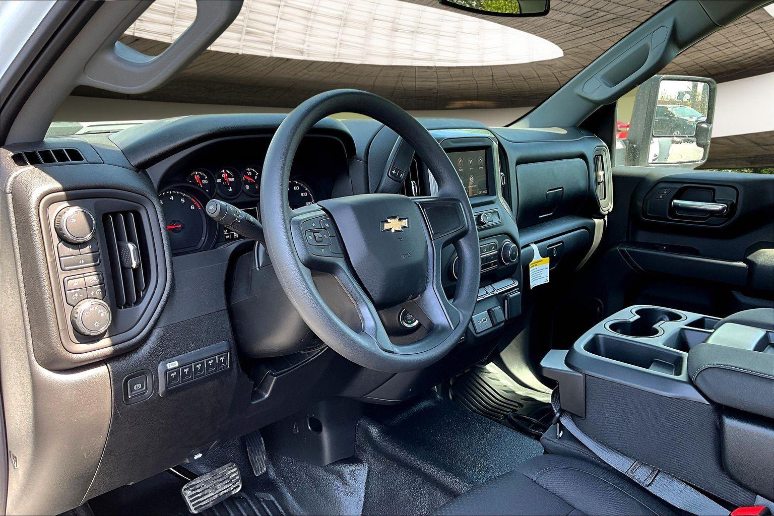 2025 Chevrolet Silverado 3500 HD Work Truck - Photo 7