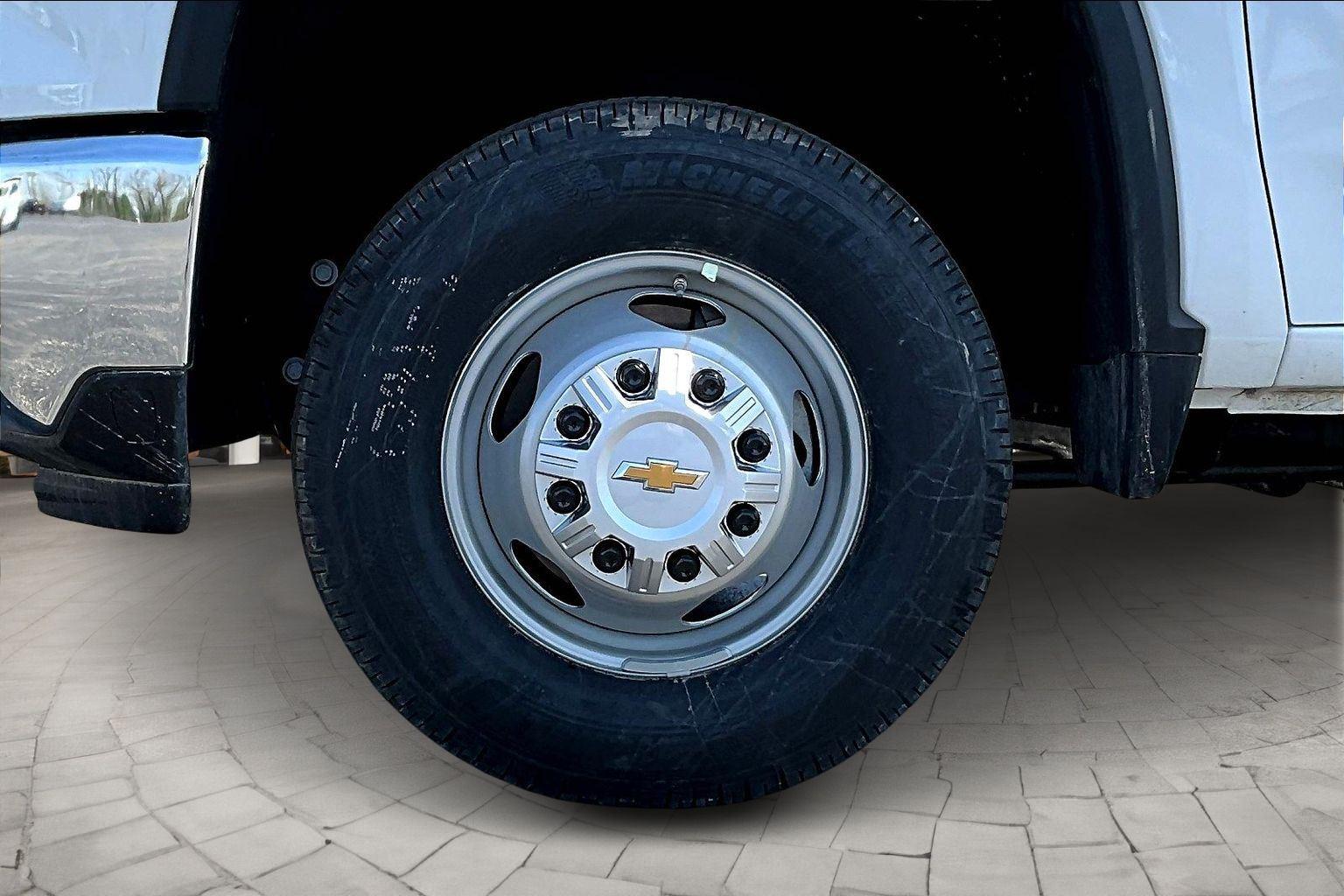 2025 Chevrolet Silverado 3500 HD Work Truck - Photo 11