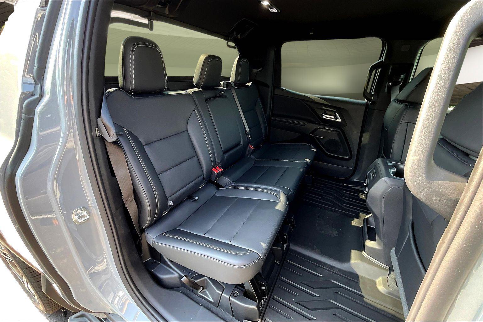 2026 Chevrolet Silverado EV LT - Photo 9