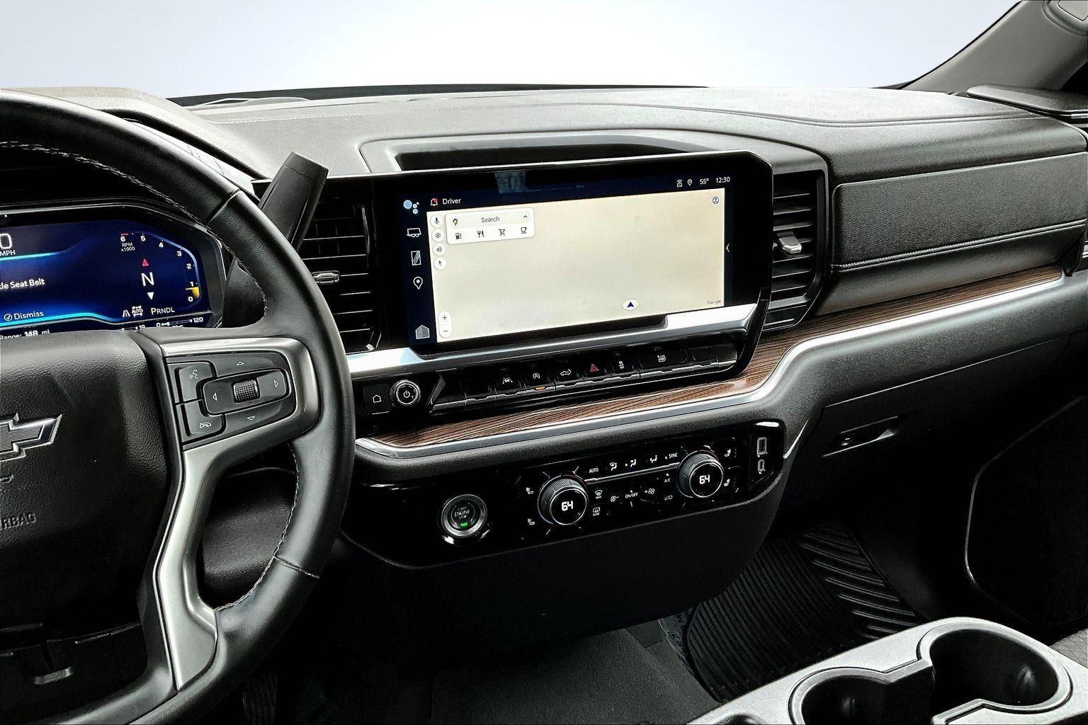 View vehicle photo 7