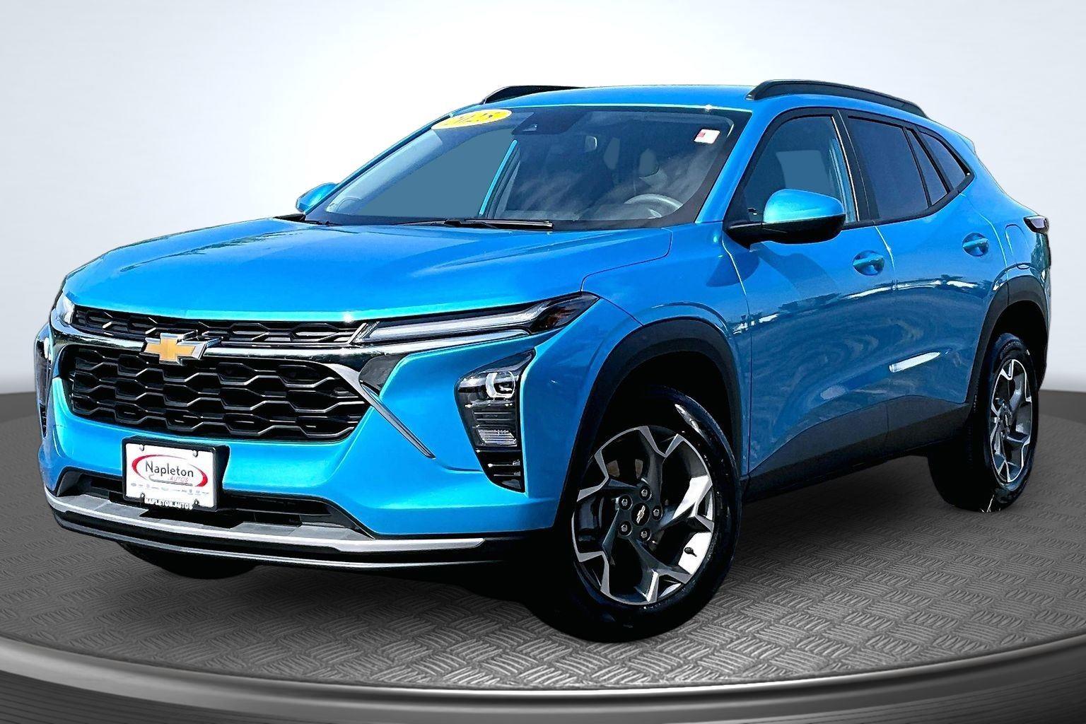 Marina Blue Metallic 2025 Chevrolet Trax LT FWD SUV / Crossover Front-Wheel Drive 6-Speed Automatic