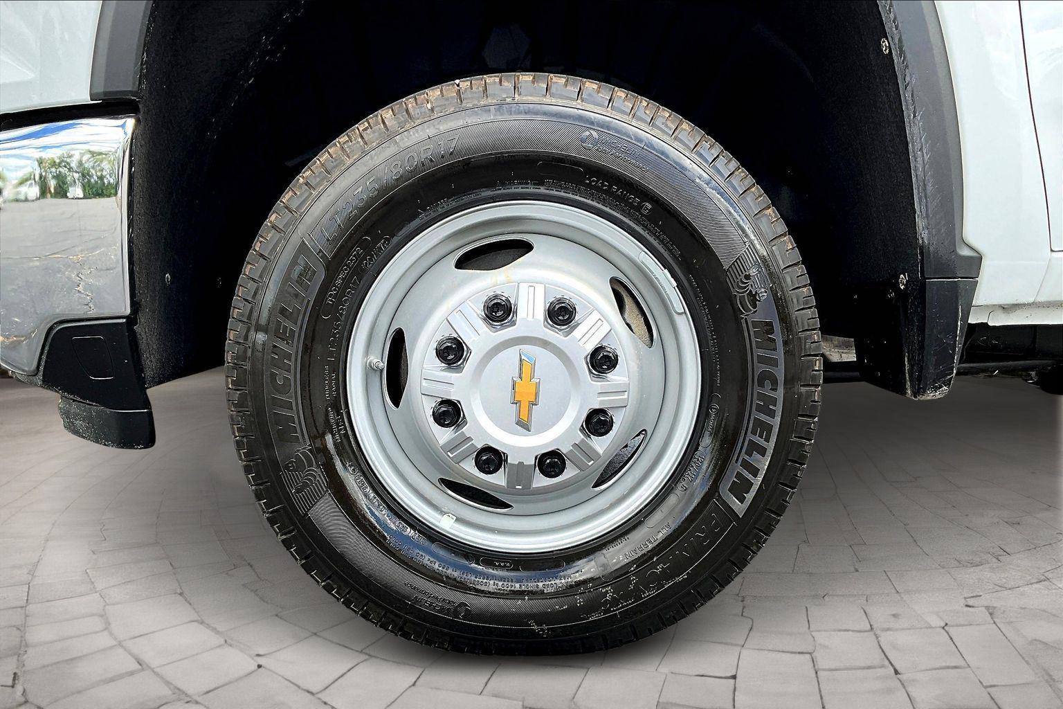 2025 Chevrolet Silverado 3500 HD Work Truck - Photo 11