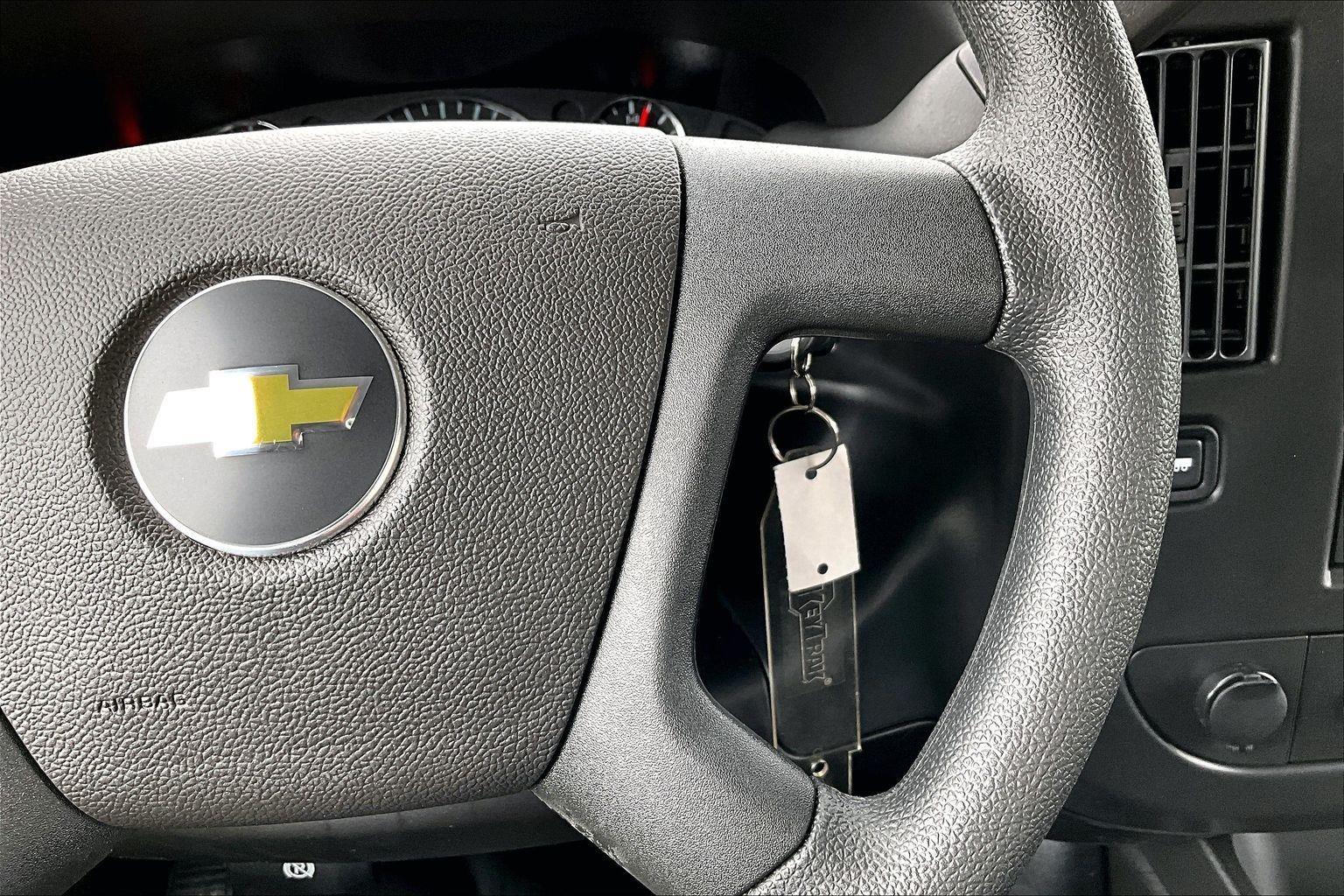 2026 Chevrolet Express Cargo Work Van - Photo 24