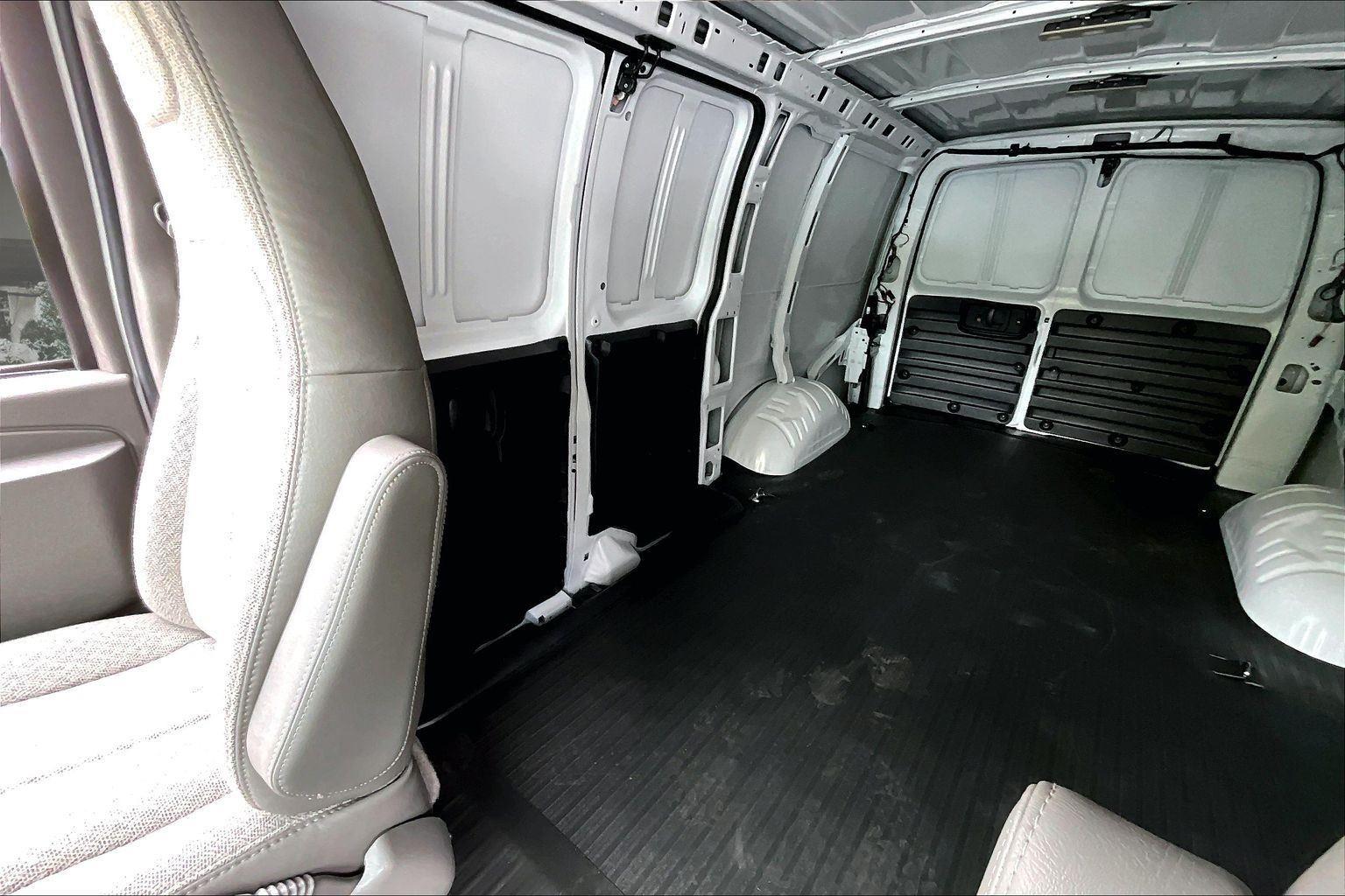 2026 Chevrolet Express Cargo Work Van - Photo 30