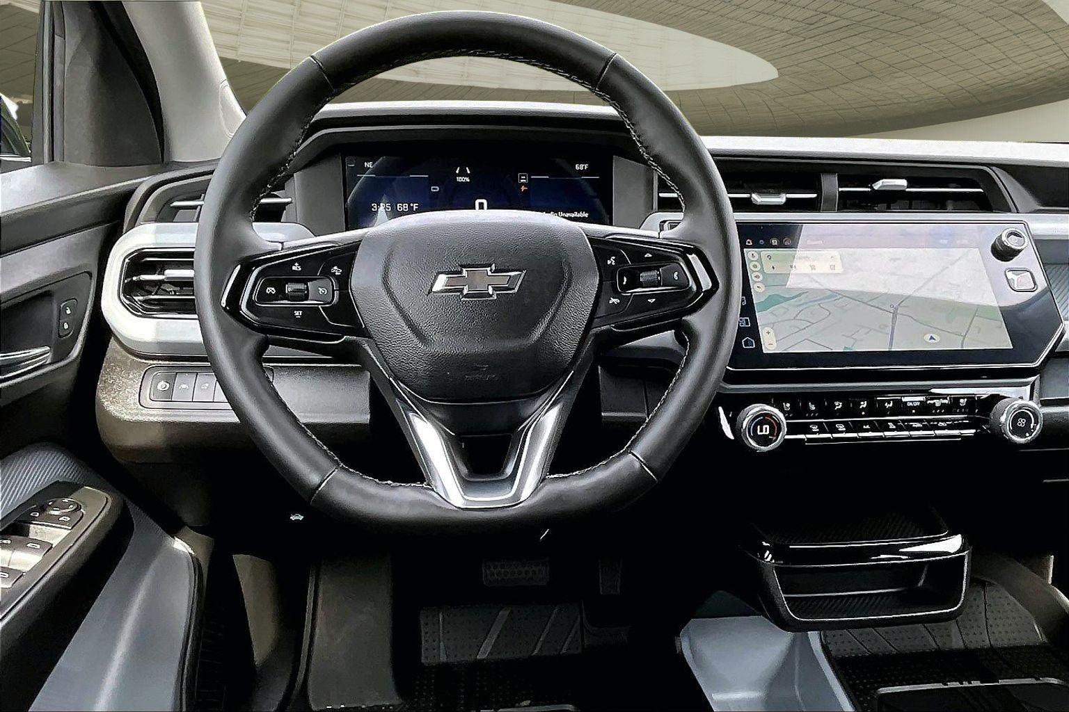 2027 Chevrolet Bolt RS - Photo 23