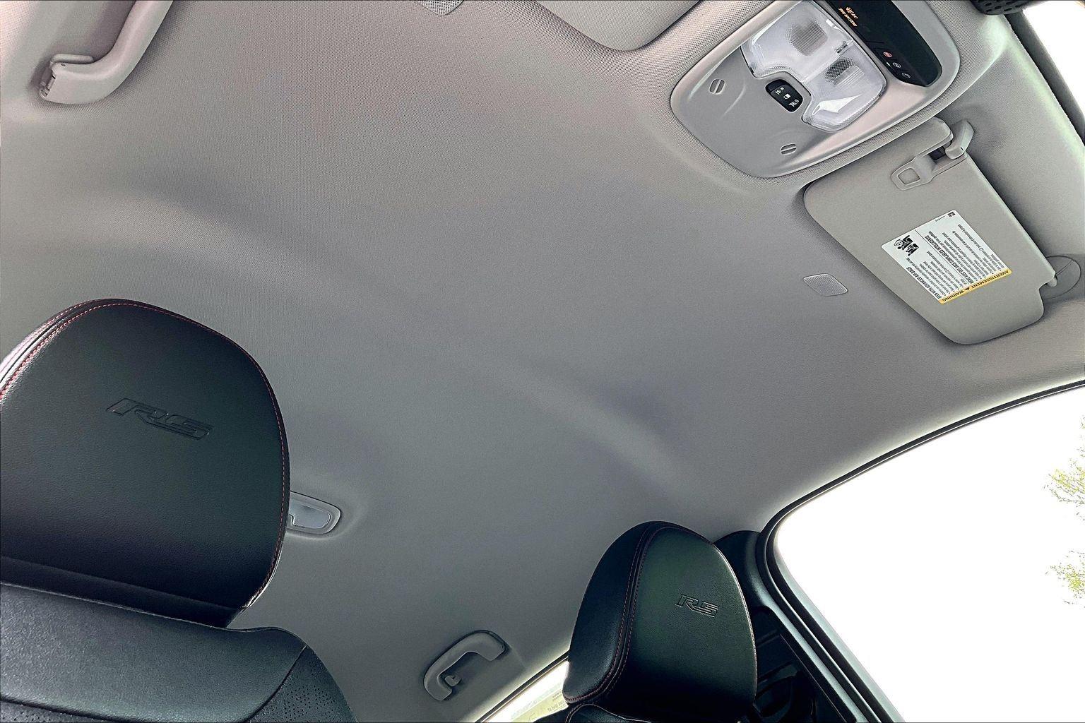 2027 Chevrolet Bolt RS - Photo 35