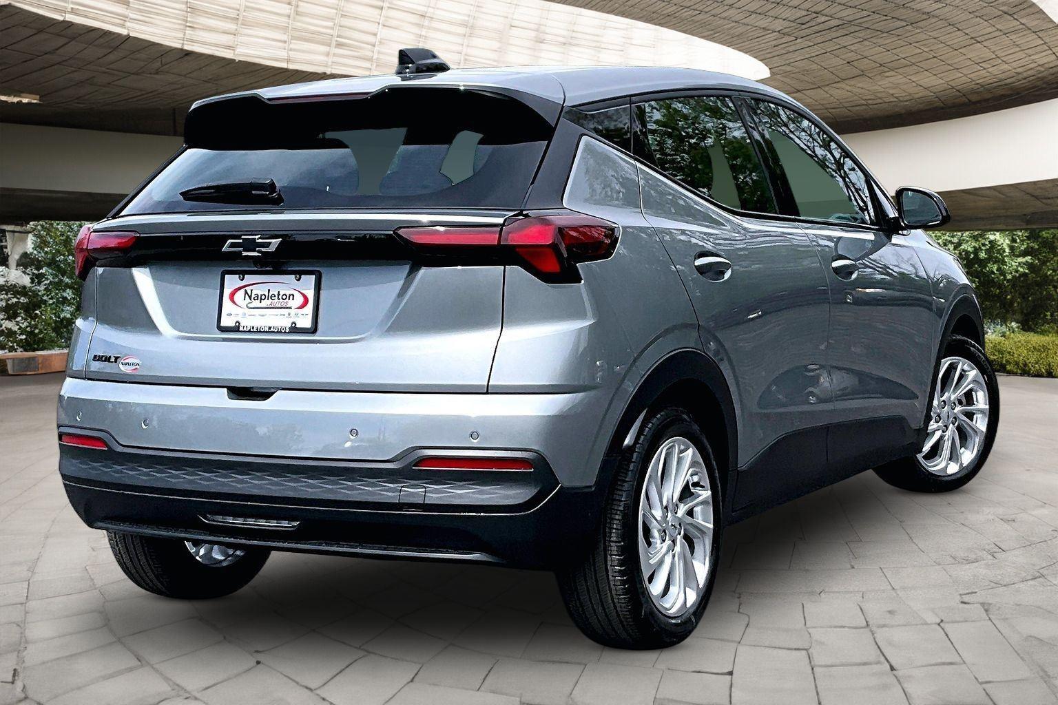 2027 Chevrolet Bolt LT - Photo 21