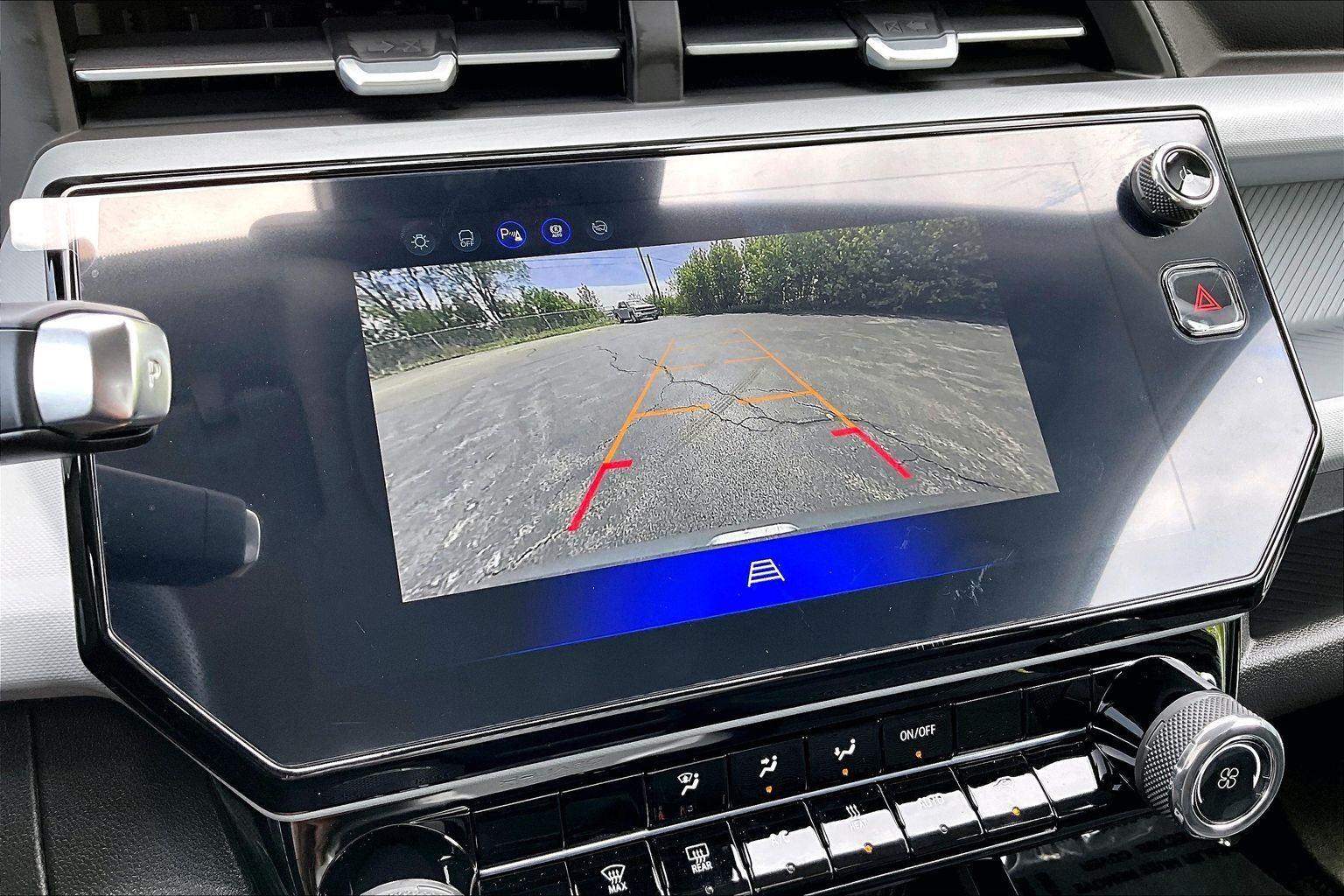 2027 Chevrolet Bolt LT - Photo 28