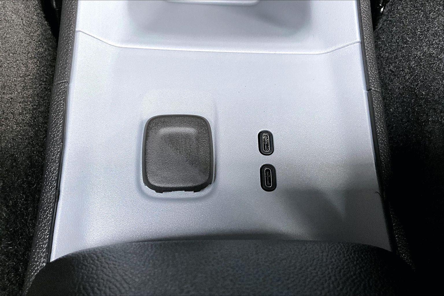 2027 Chevrolet Bolt LT - Photo 29