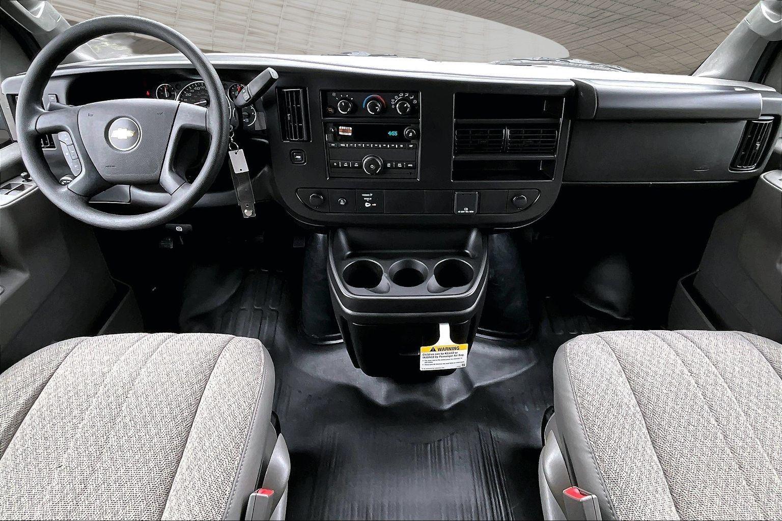 2026 Chevrolet Express Cargo Work Van - Photo 6