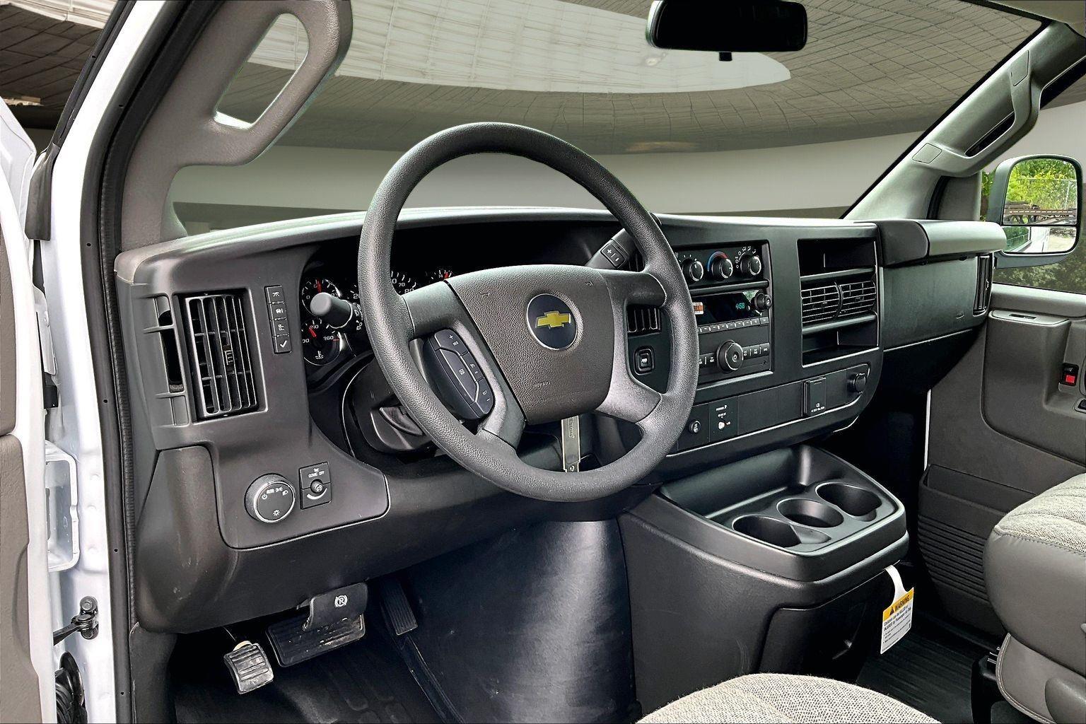 2026 Chevrolet Express Cargo Work Van - Photo 8