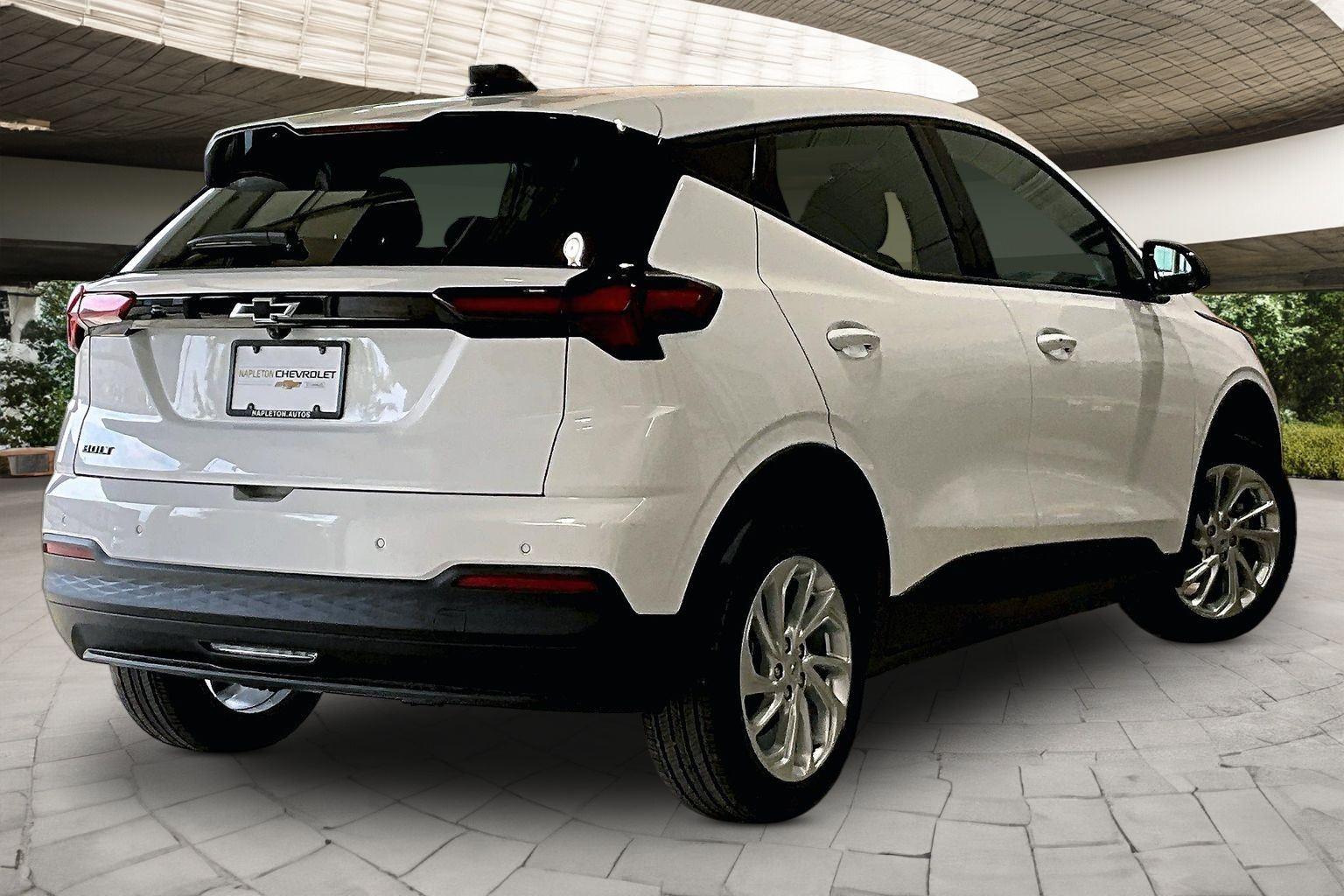 2027 Chevrolet Bolt LT - Photo 21