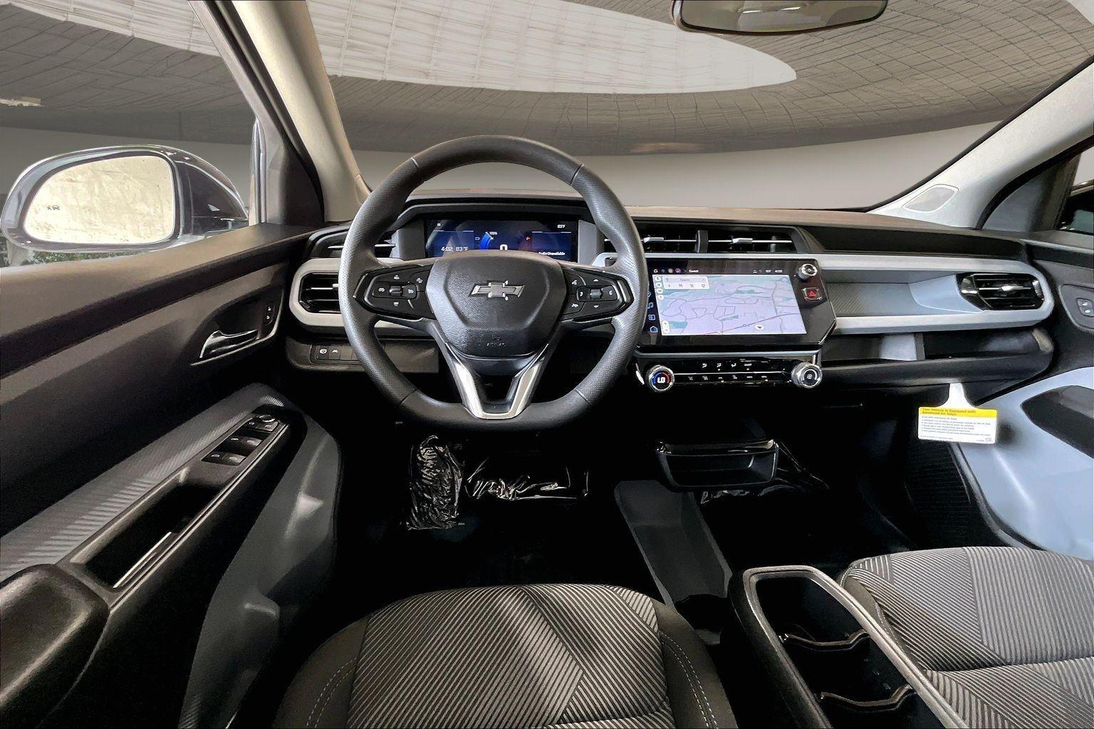 2027 Chevrolet Bolt LT - Photo 23