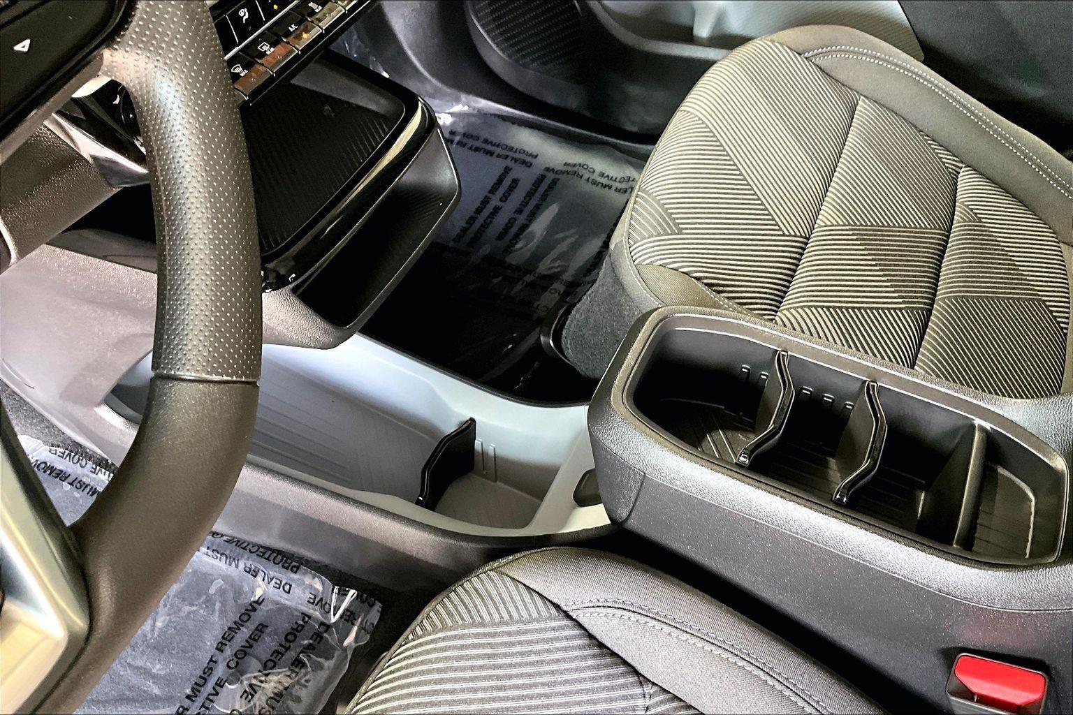2027 Chevrolet Bolt LT - Photo 30